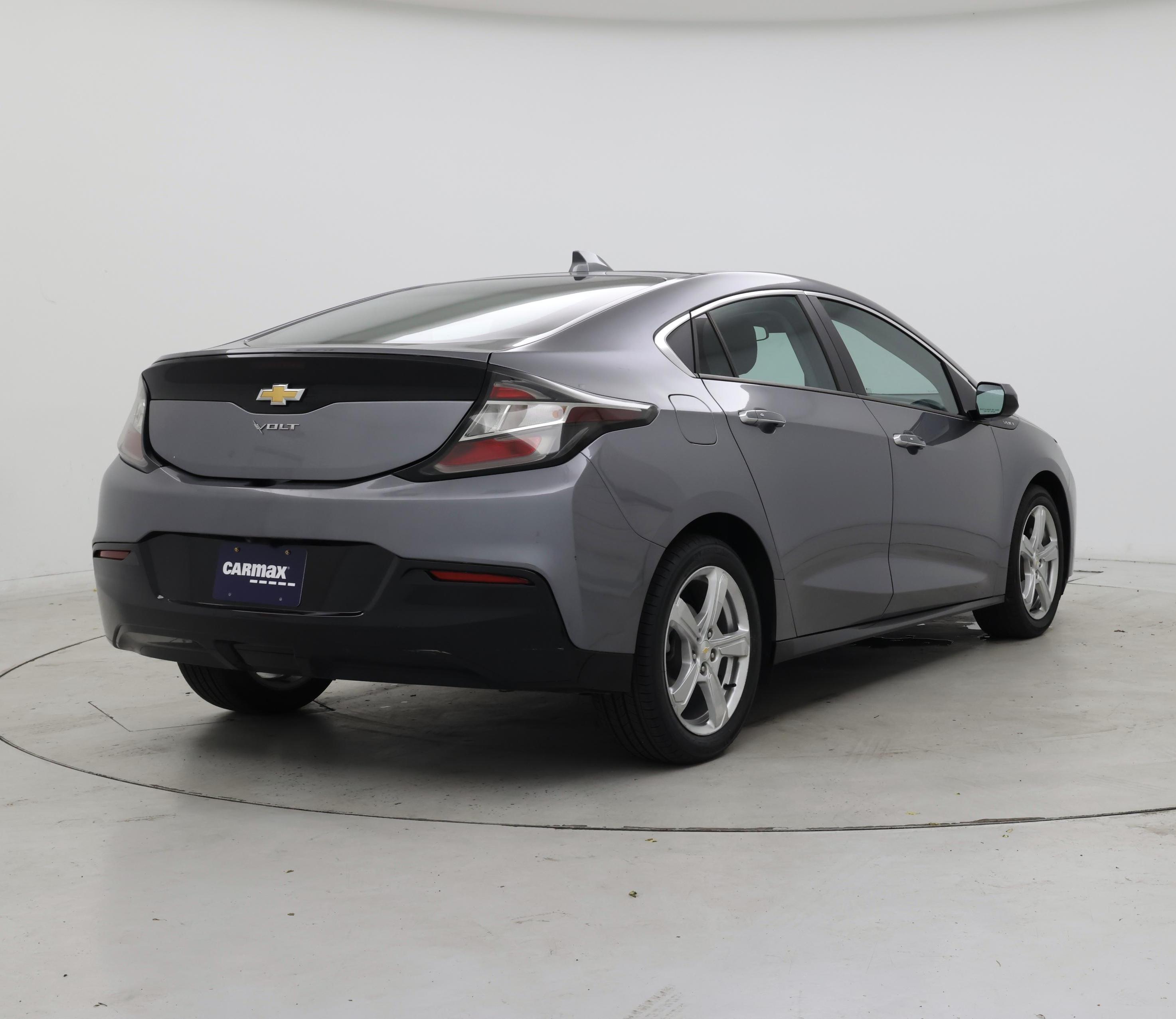 Thumbnail: 2018 Chevrolet Volt - 8