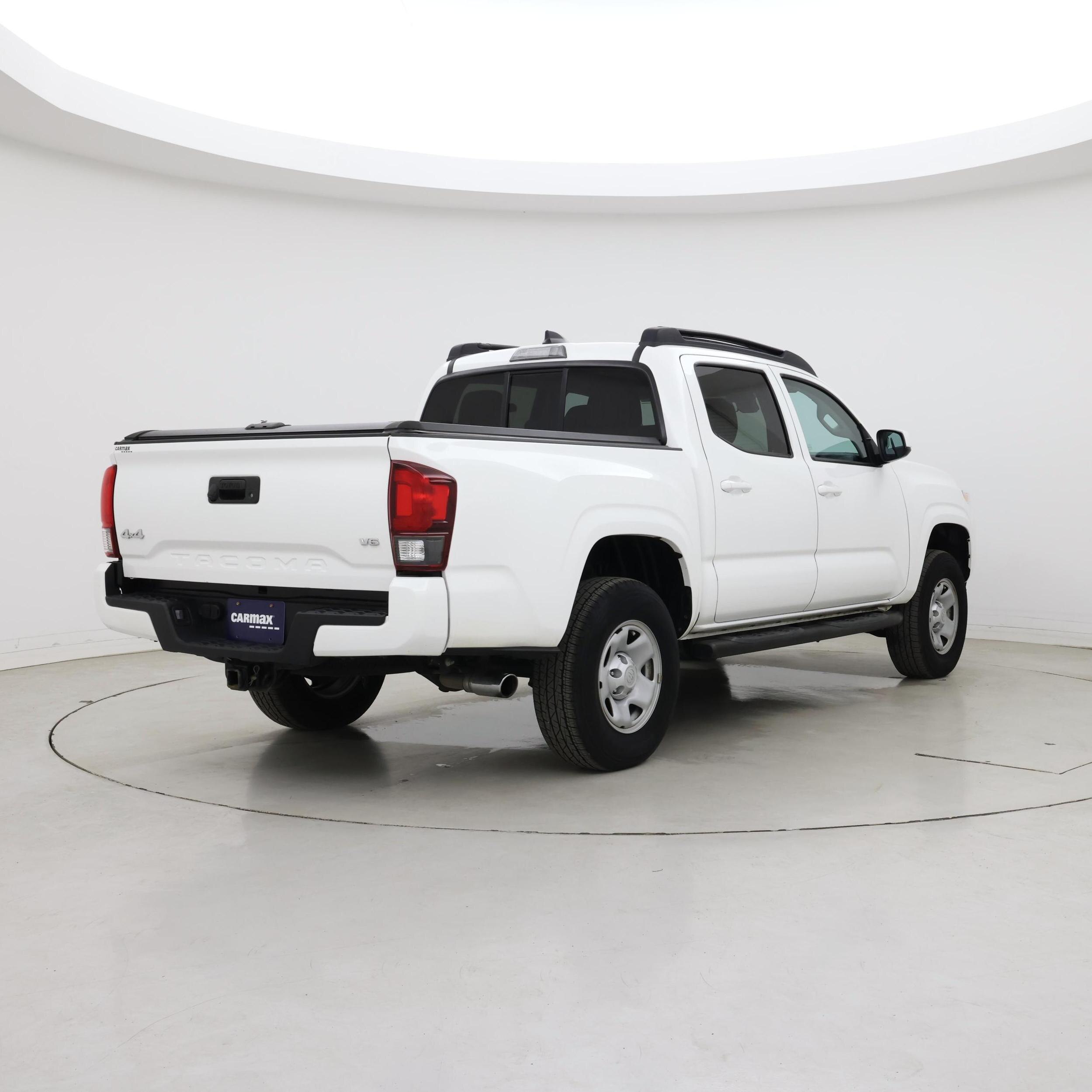 Thumbnail: 2023 Toyota Tacoma - 8