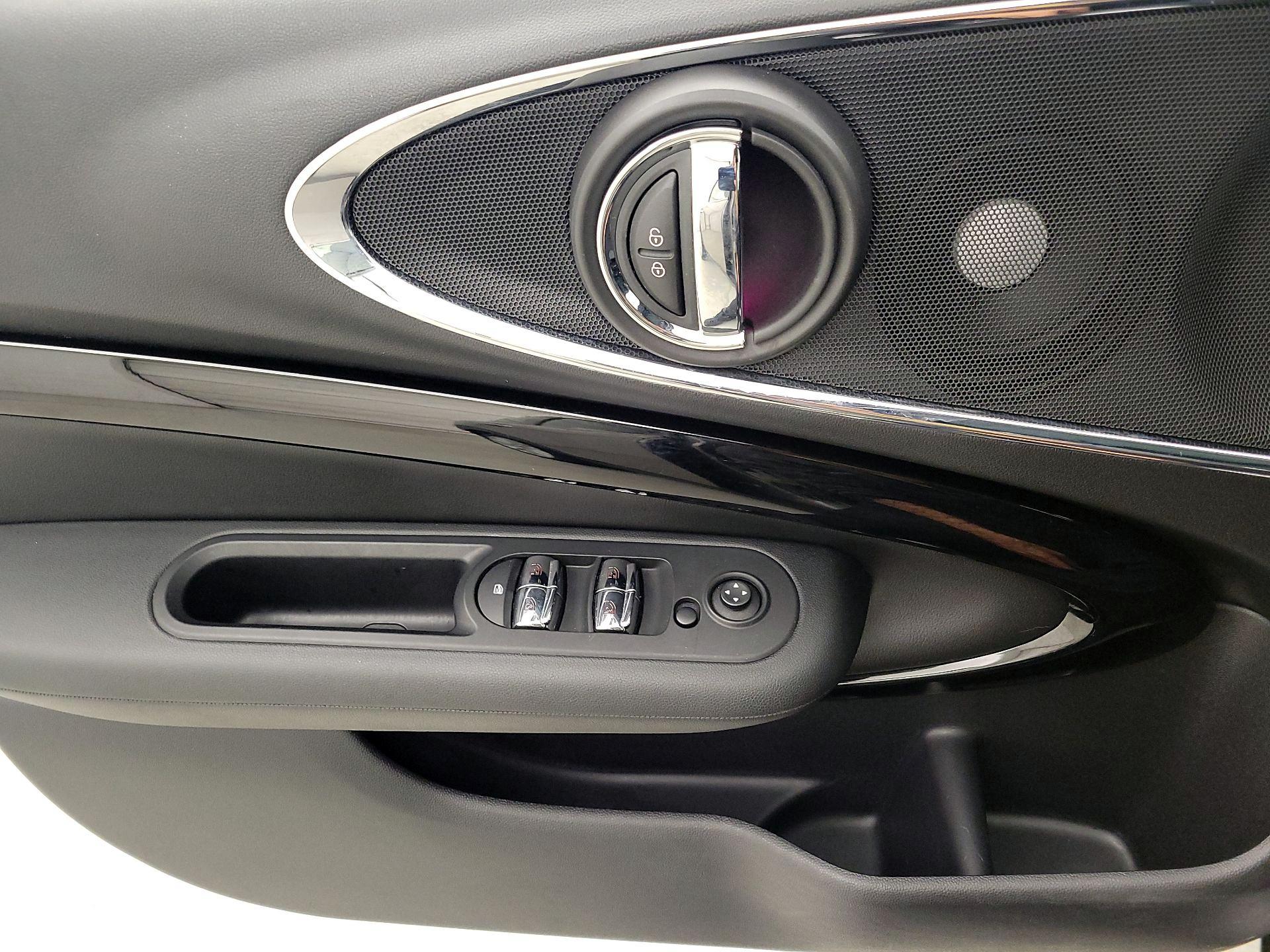 Thumbnail: 2020 MINI Cooper Clubman - 12