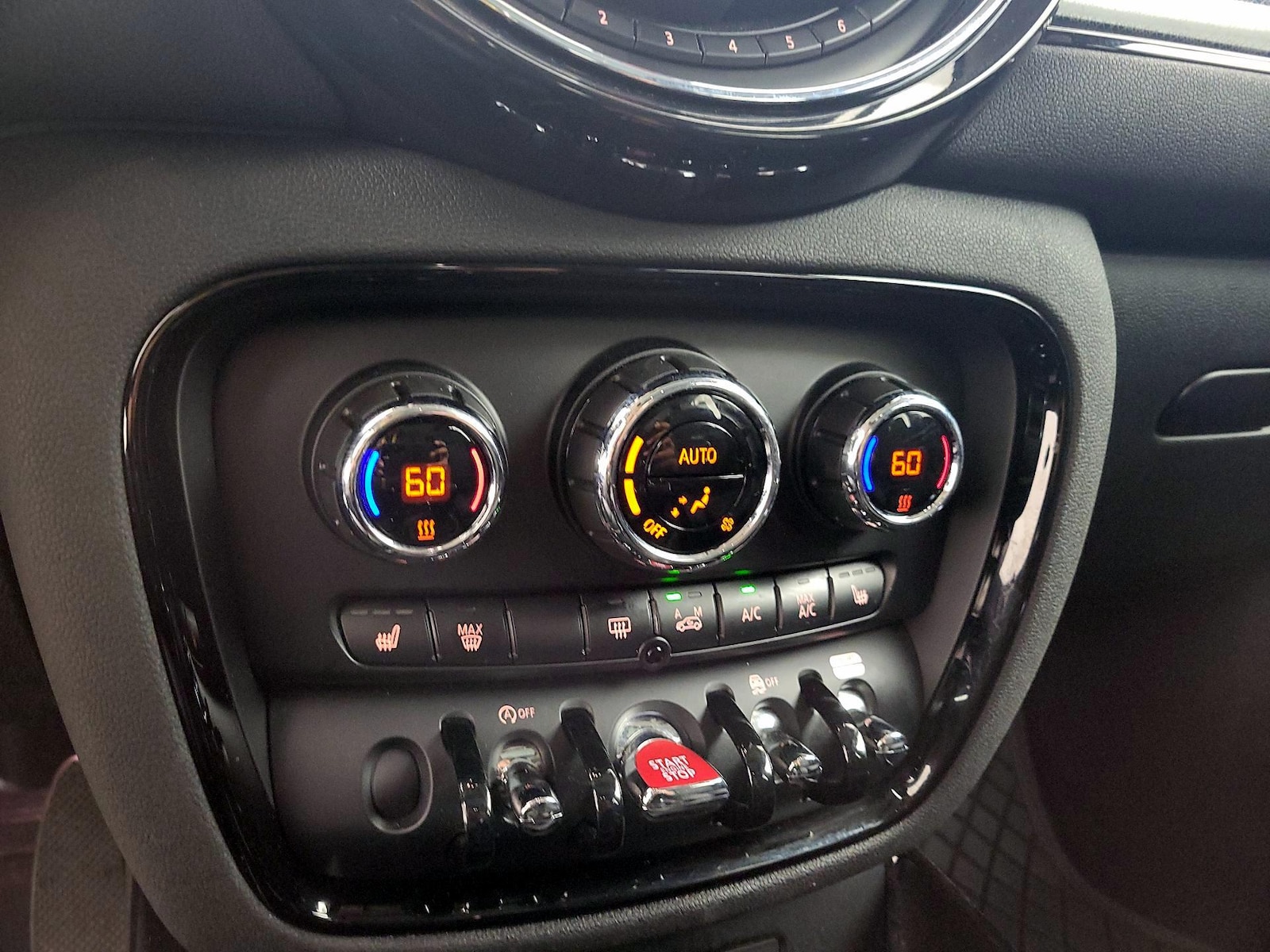 2020 MINI Clubman S - Photo 18