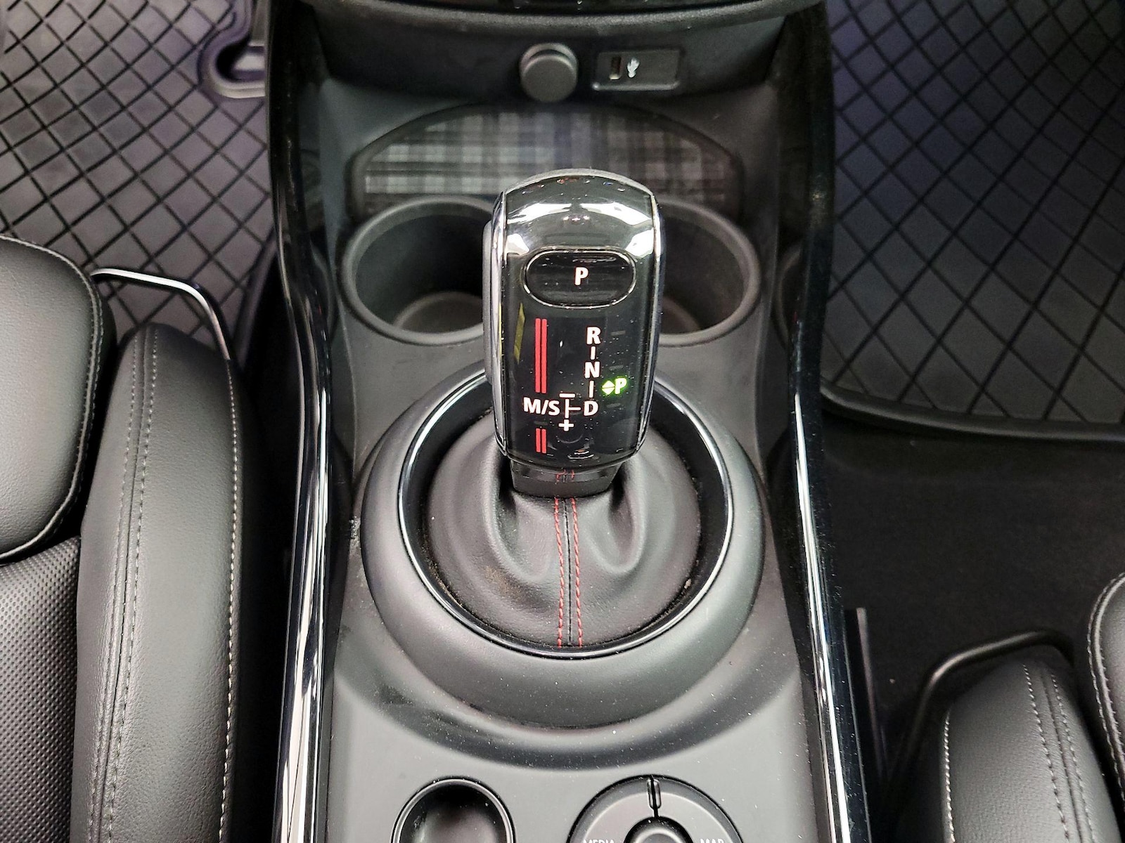 2020 MINI Clubman S - Photo 19