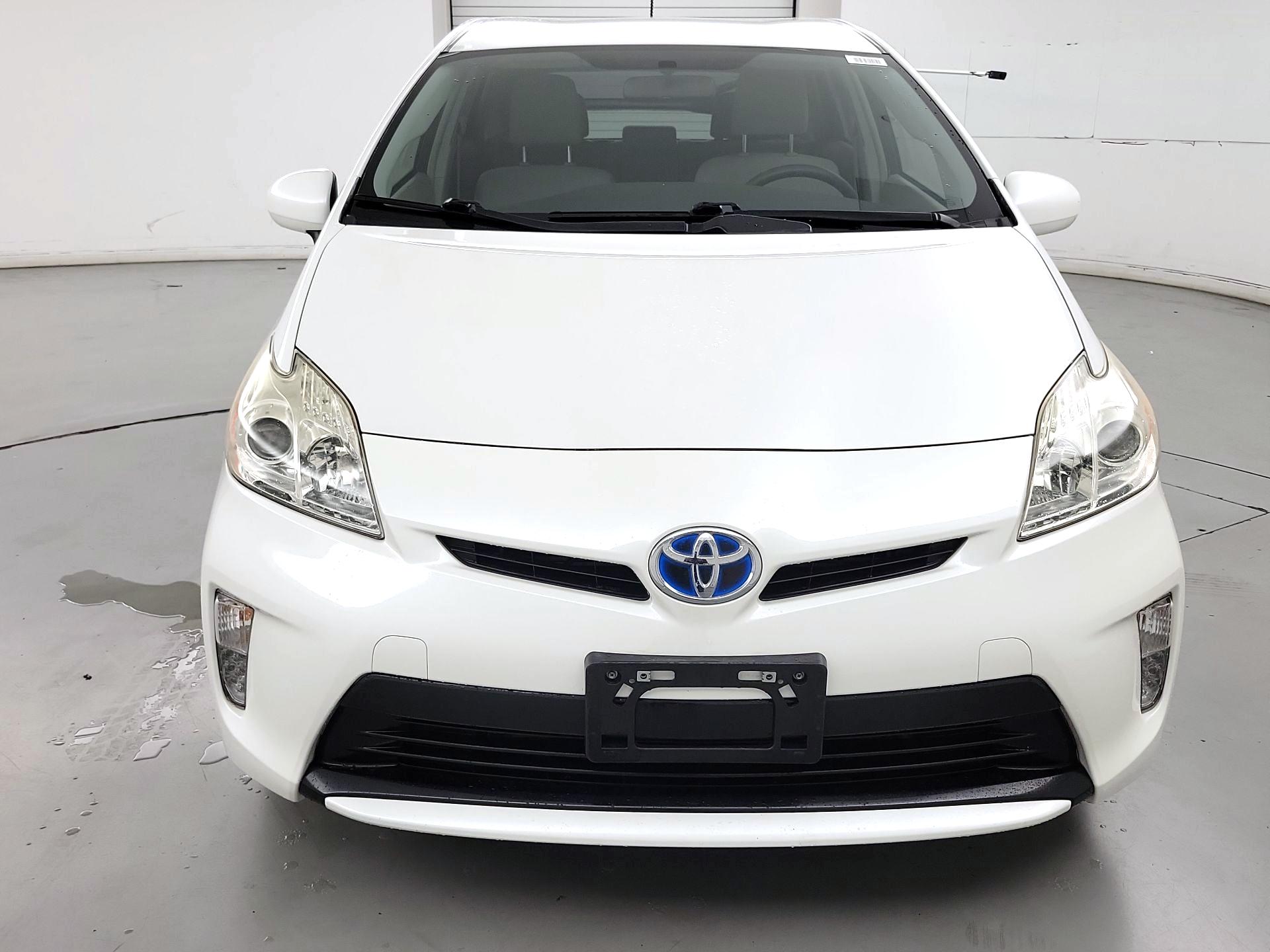 Thumbnail: 2014 Toyota Prius - 2