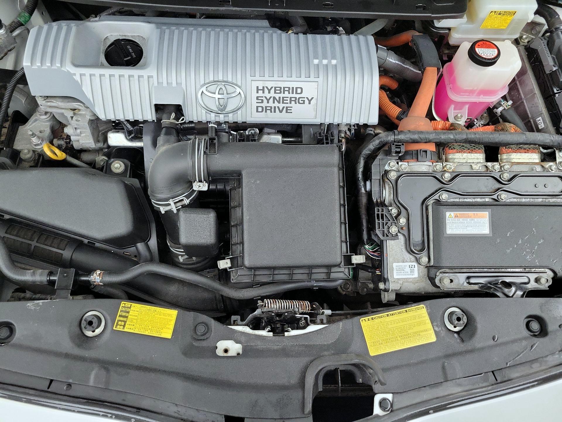 Thumbnail: 2014 Toyota Prius - 19