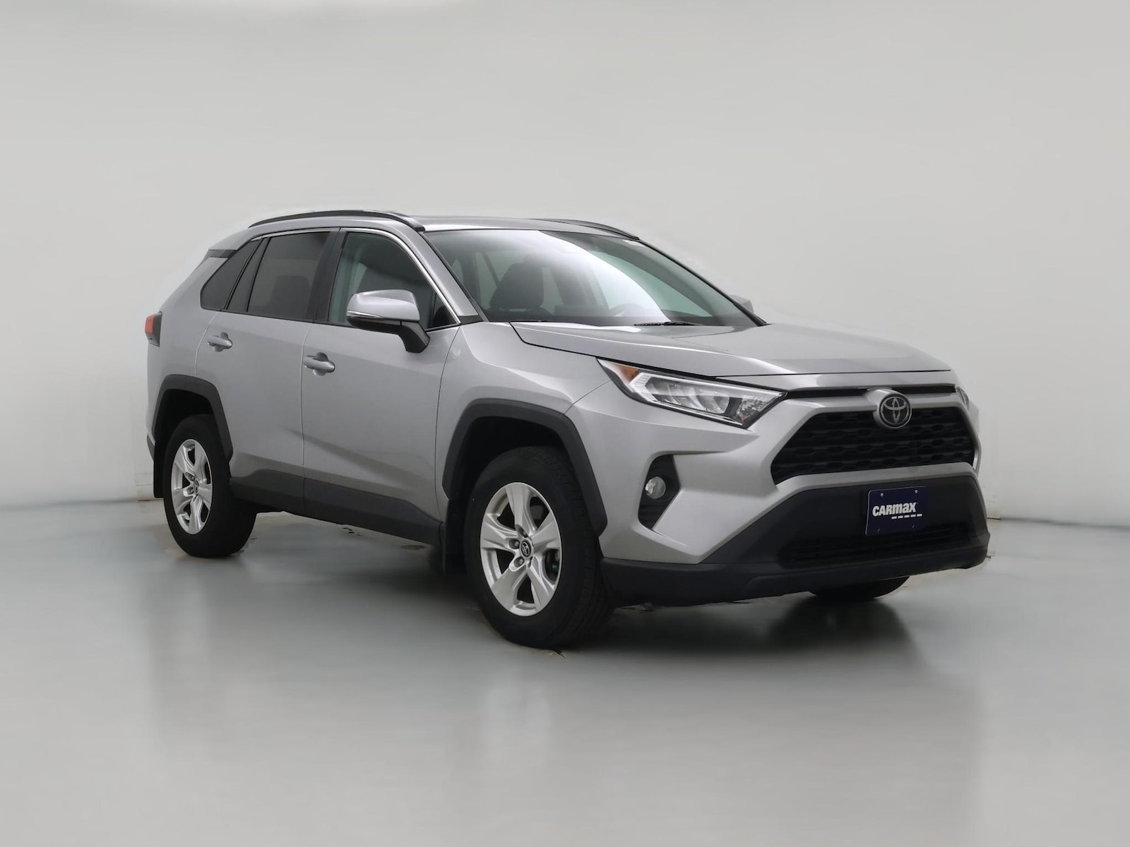 2020 Toyota RAV4 XLE - Photo 1