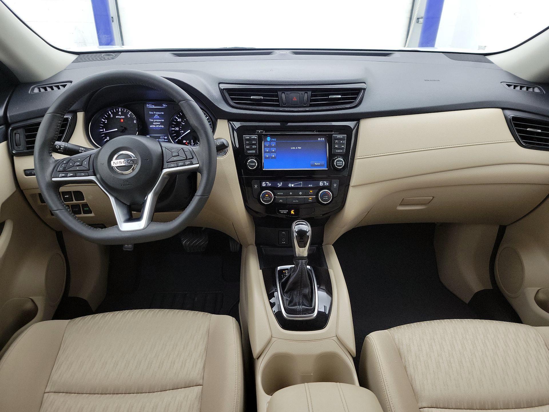 Thumbnail: 2017 Nissan Rogue - 9