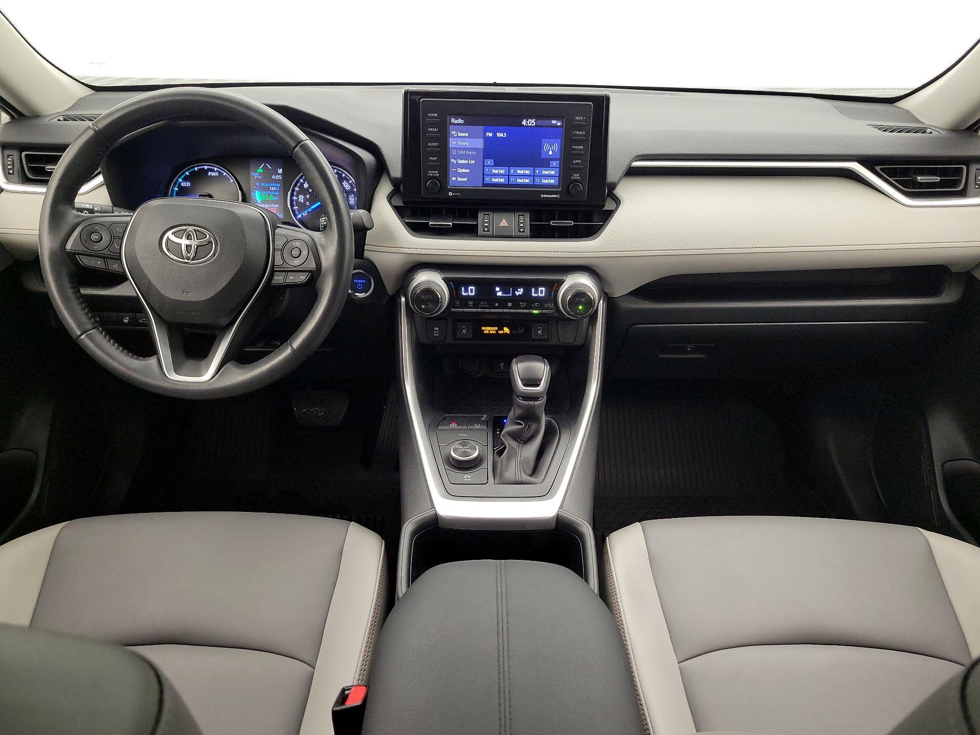 Thumbnail: 2022 Toyota RAV4 - 9