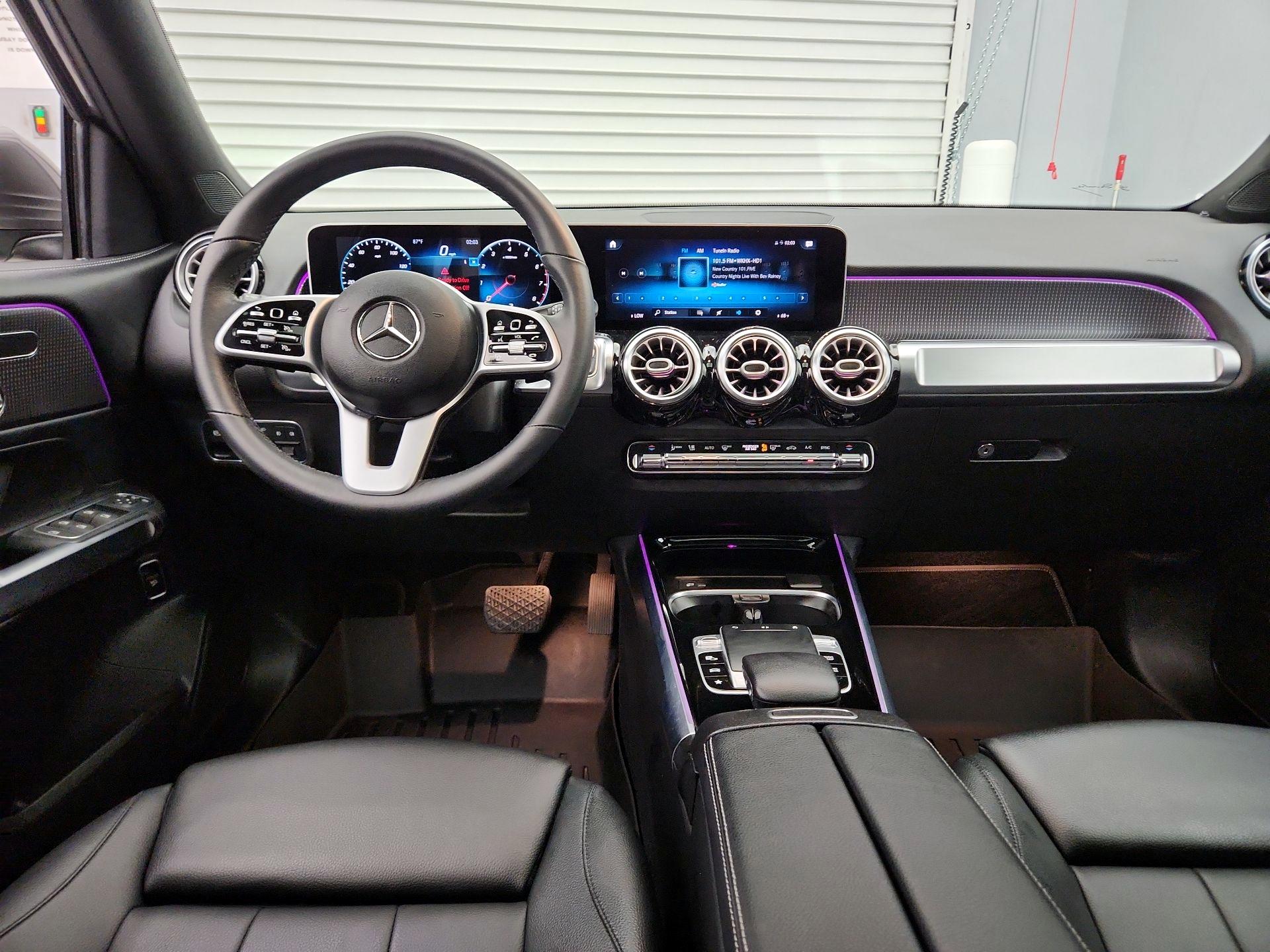 Thumbnail: 2020 Mercedes-Benz GLB - 9