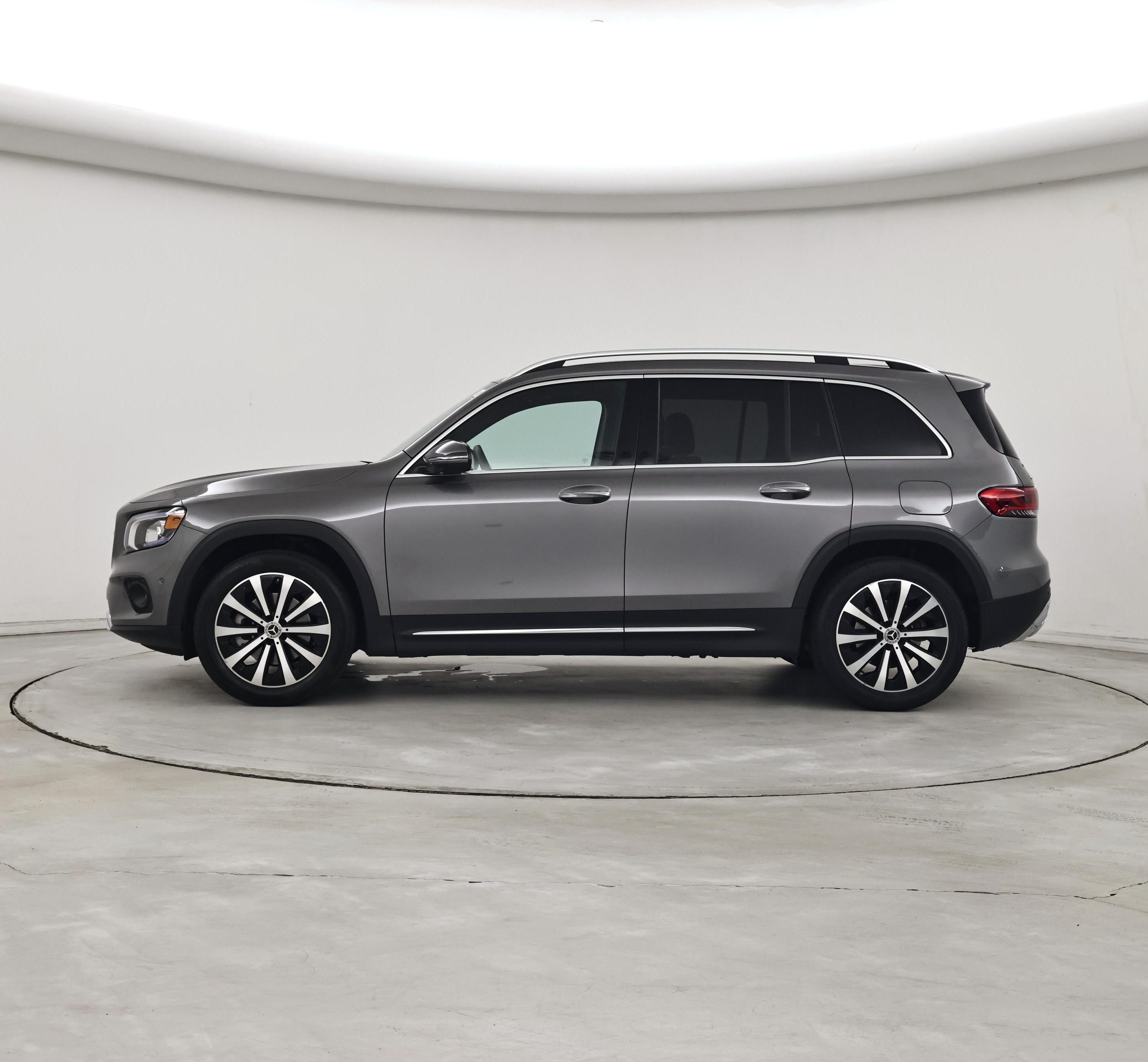 Thumbnail: 2020 Mercedes-Benz GLB - 3