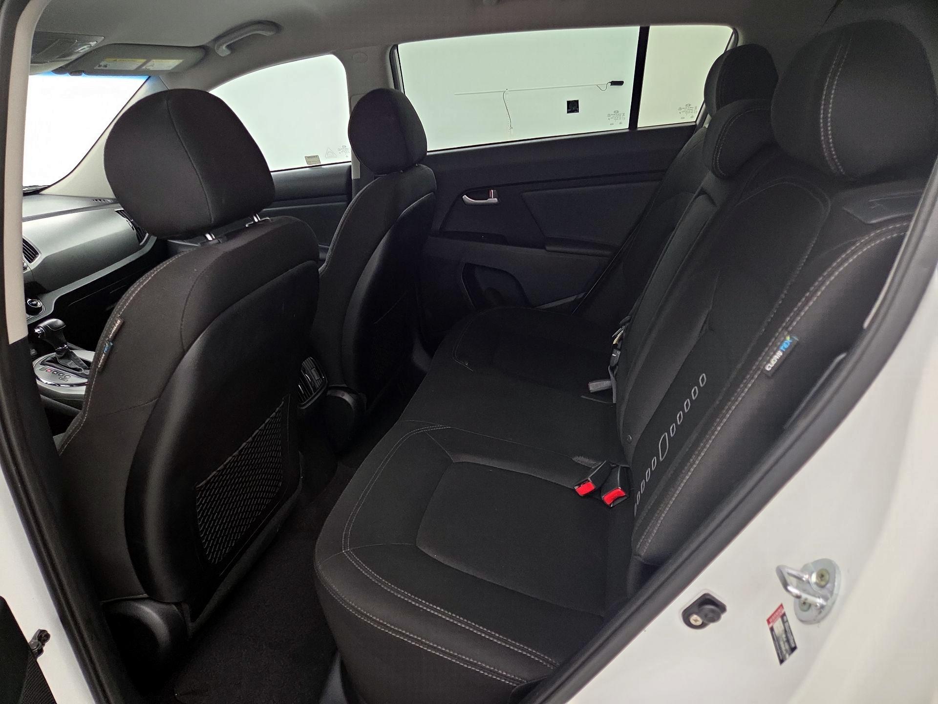 Thumbnail: 2015 Kia Sportage - 20