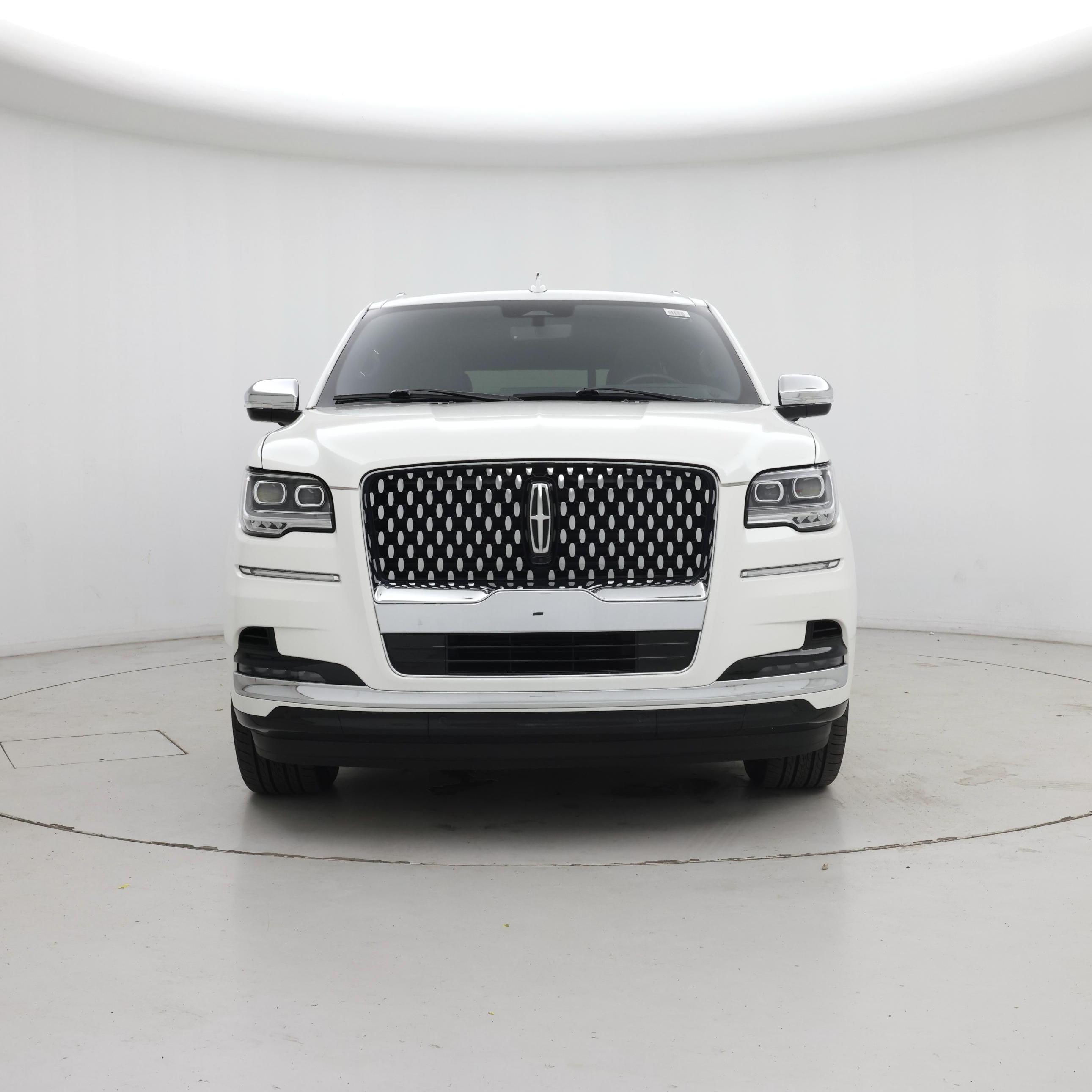 Thumbnail: 2023 Lincoln Navigator L - 5