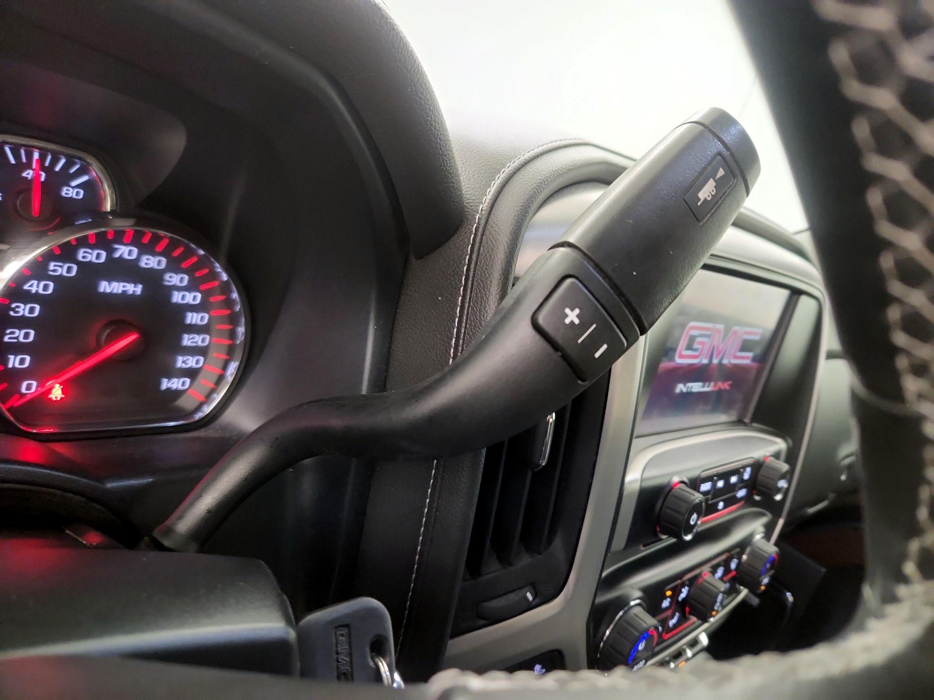 Thumbnail: 2015 GMC Sierra 1500 - 18