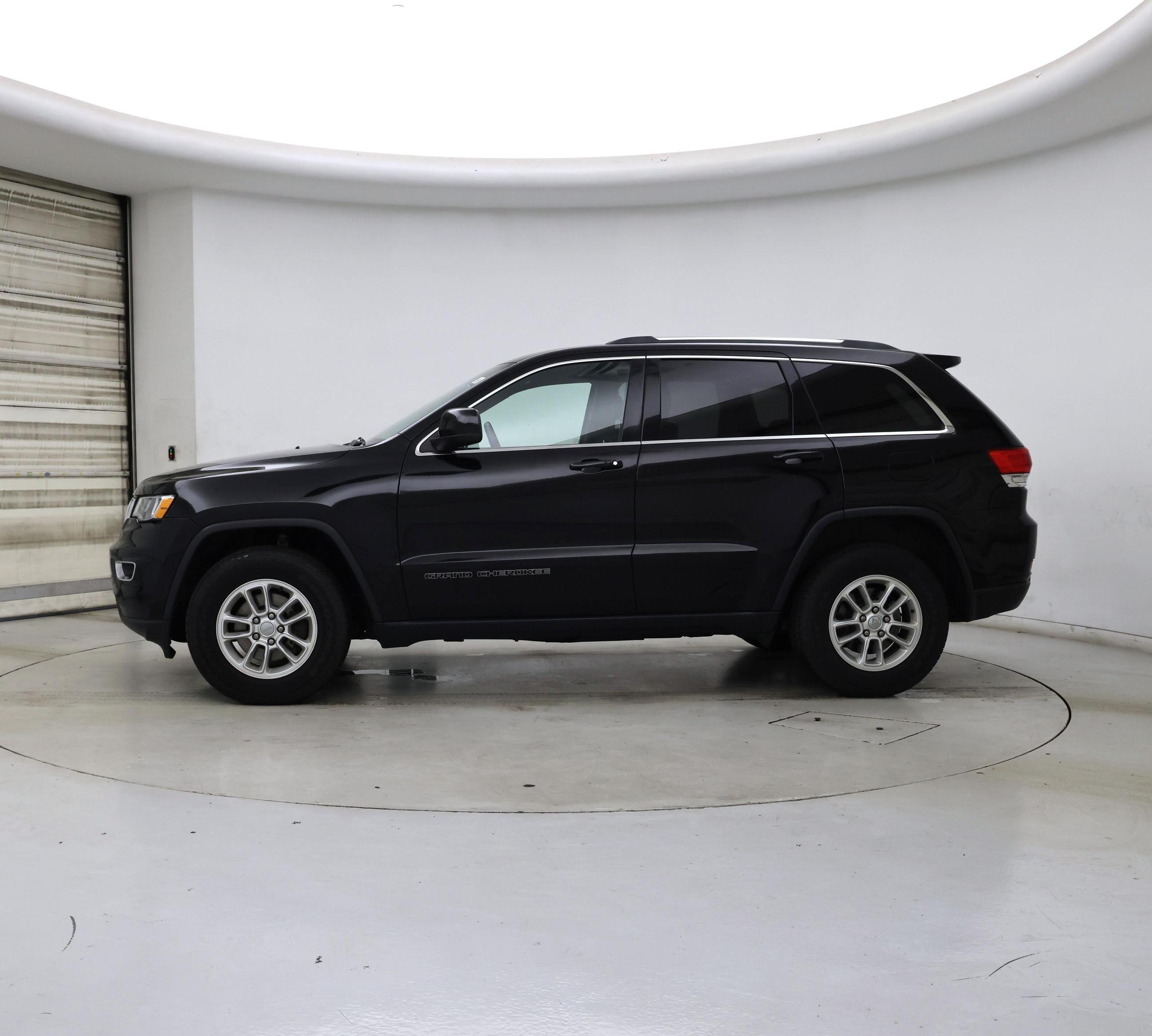 Thumbnail: 2019 Jeep Grand Cherokee - 3