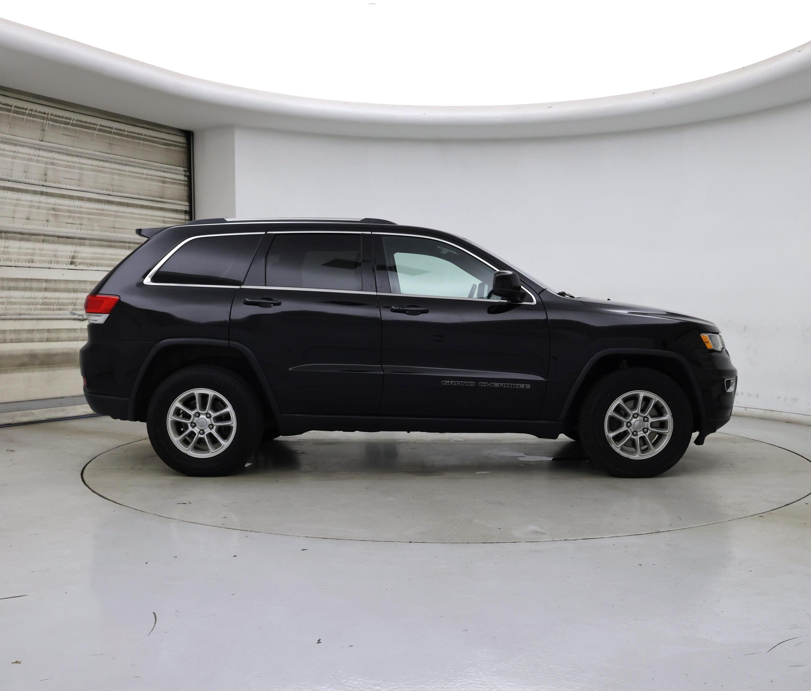 Thumbnail: 2019 Jeep Grand Cherokee - 7