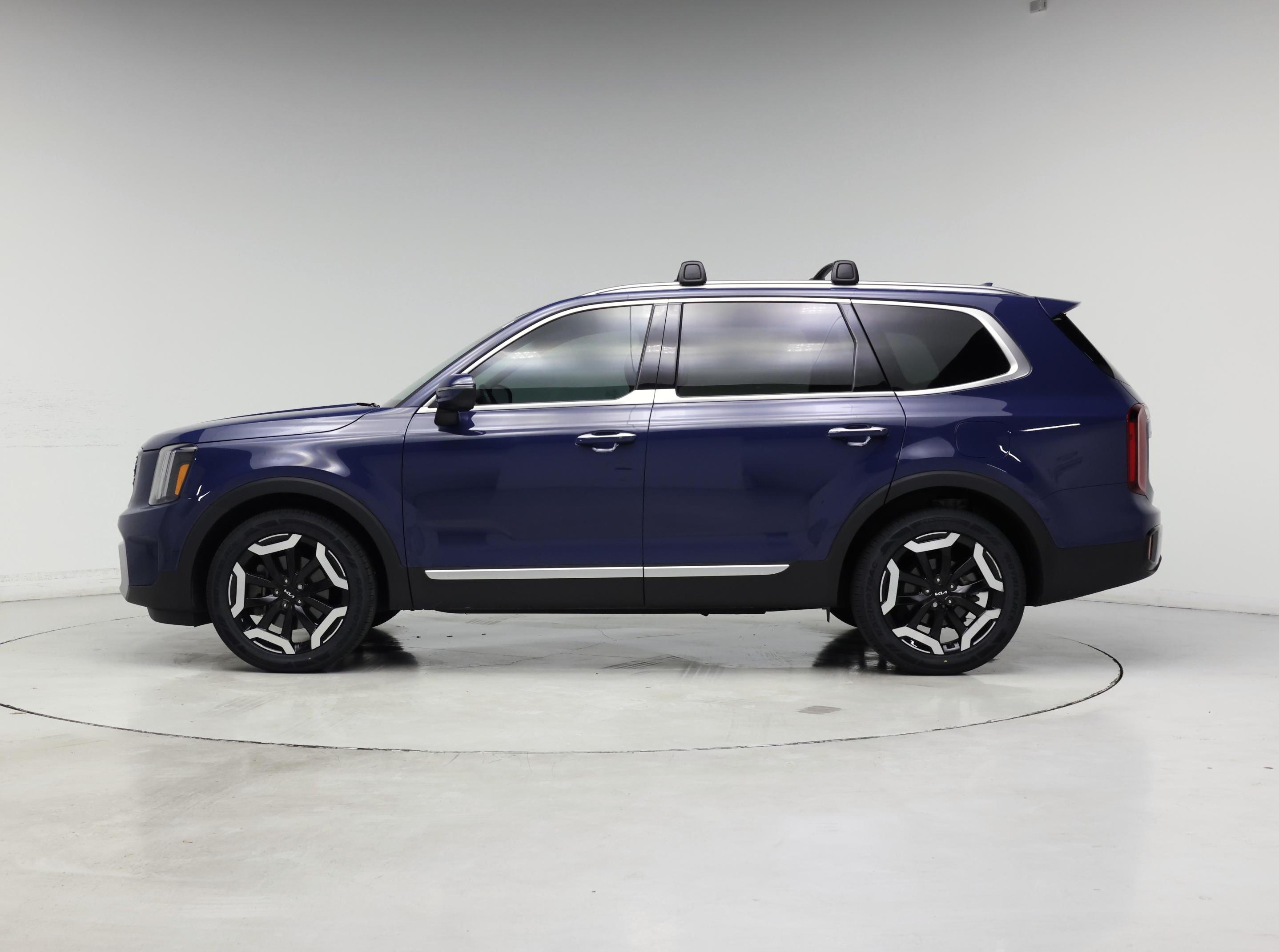 Thumbnail: 2024 Kia Telluride - 3