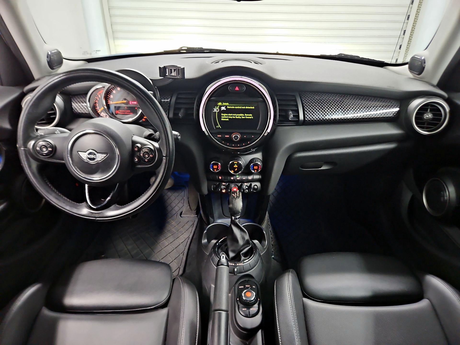 Thumbnail: 2015 MINI Cooper Hardtop - 9