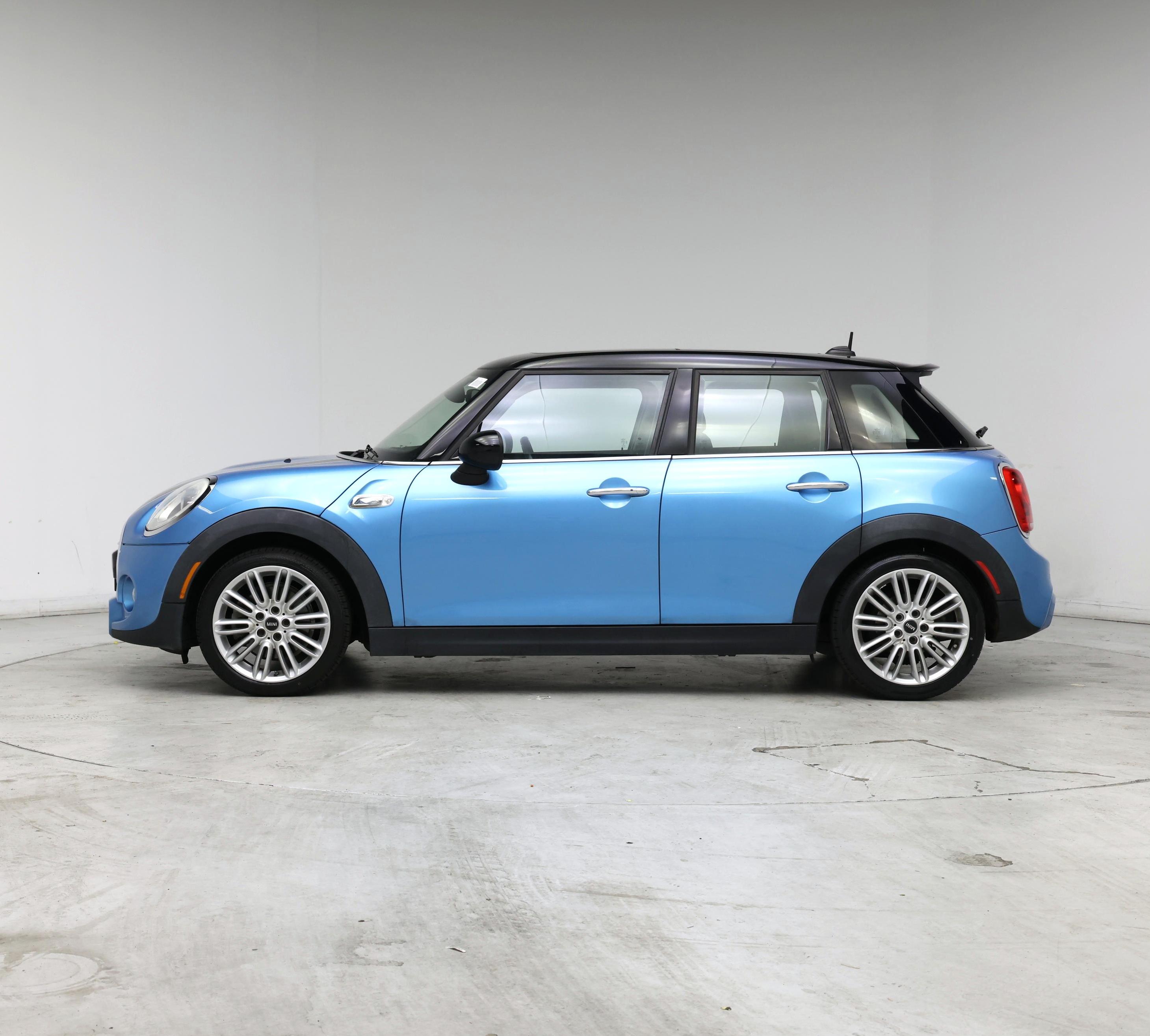 Thumbnail: 2015 MINI Cooper Hardtop - 3