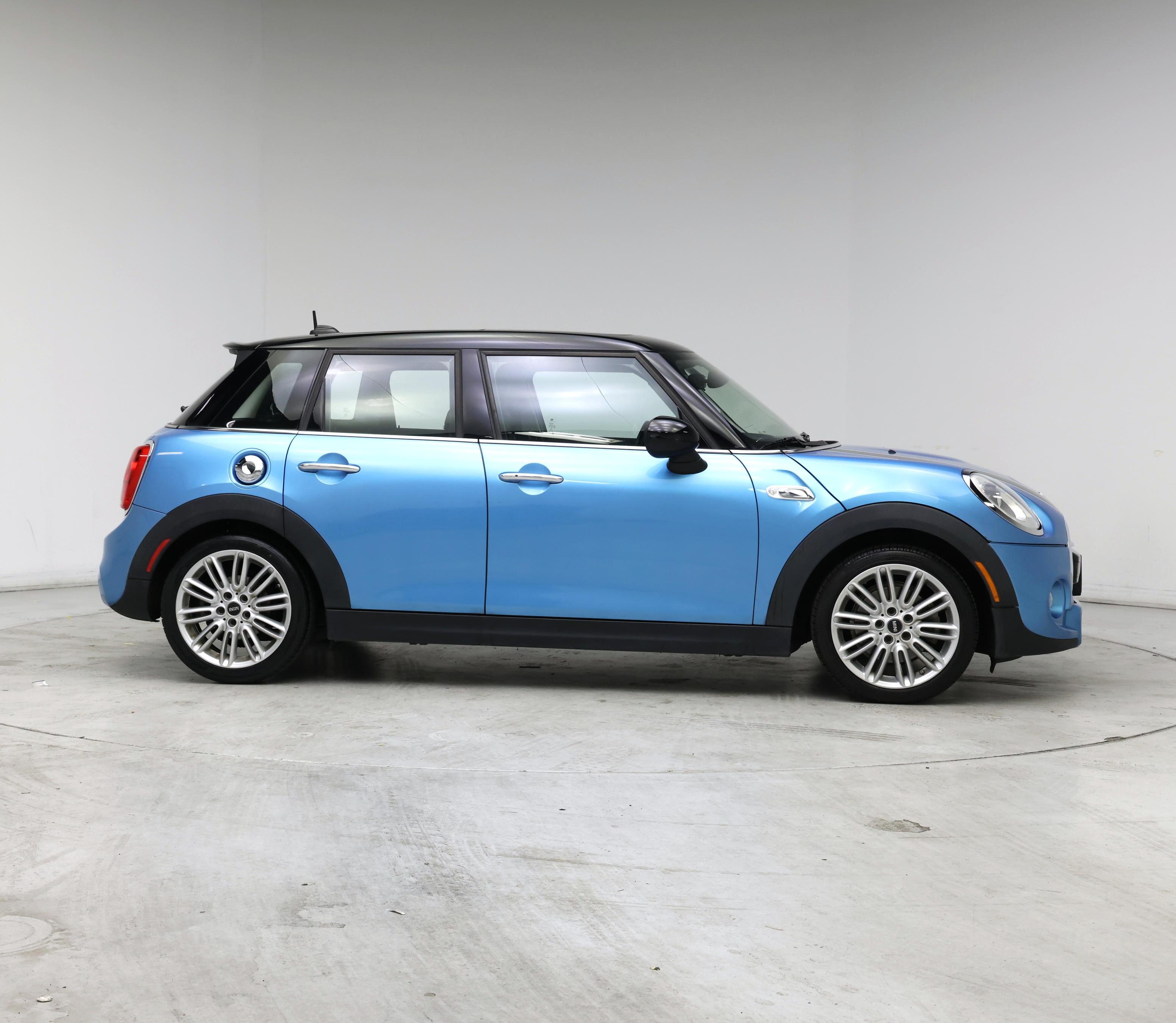 Thumbnail: 2015 MINI Cooper Hardtop - 7