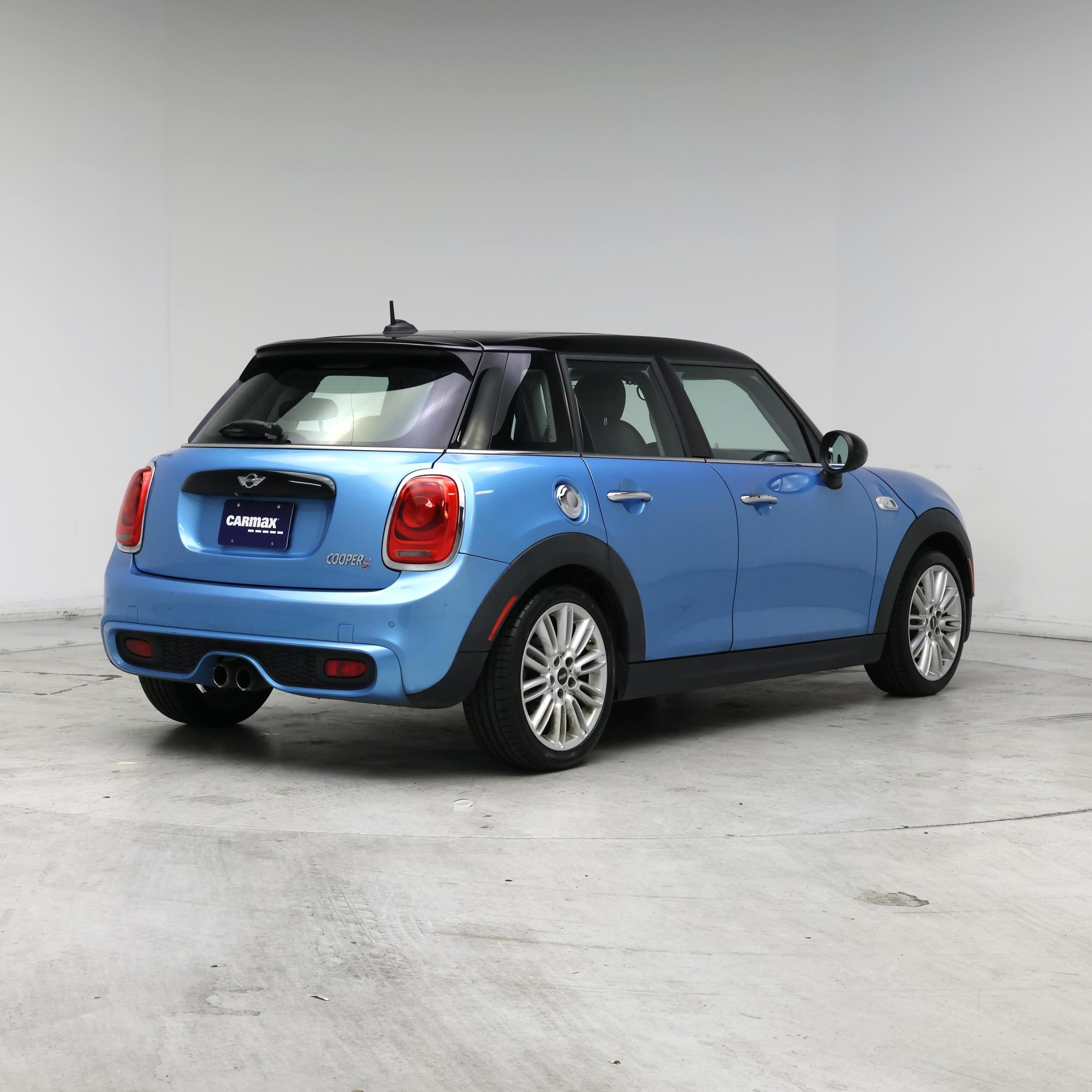 Thumbnail: 2015 MINI Cooper Hardtop - 8