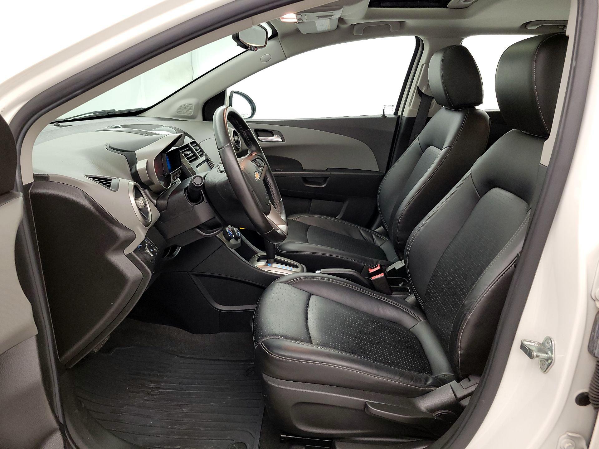 Thumbnail: 2016 Chevrolet Sonic - 11
