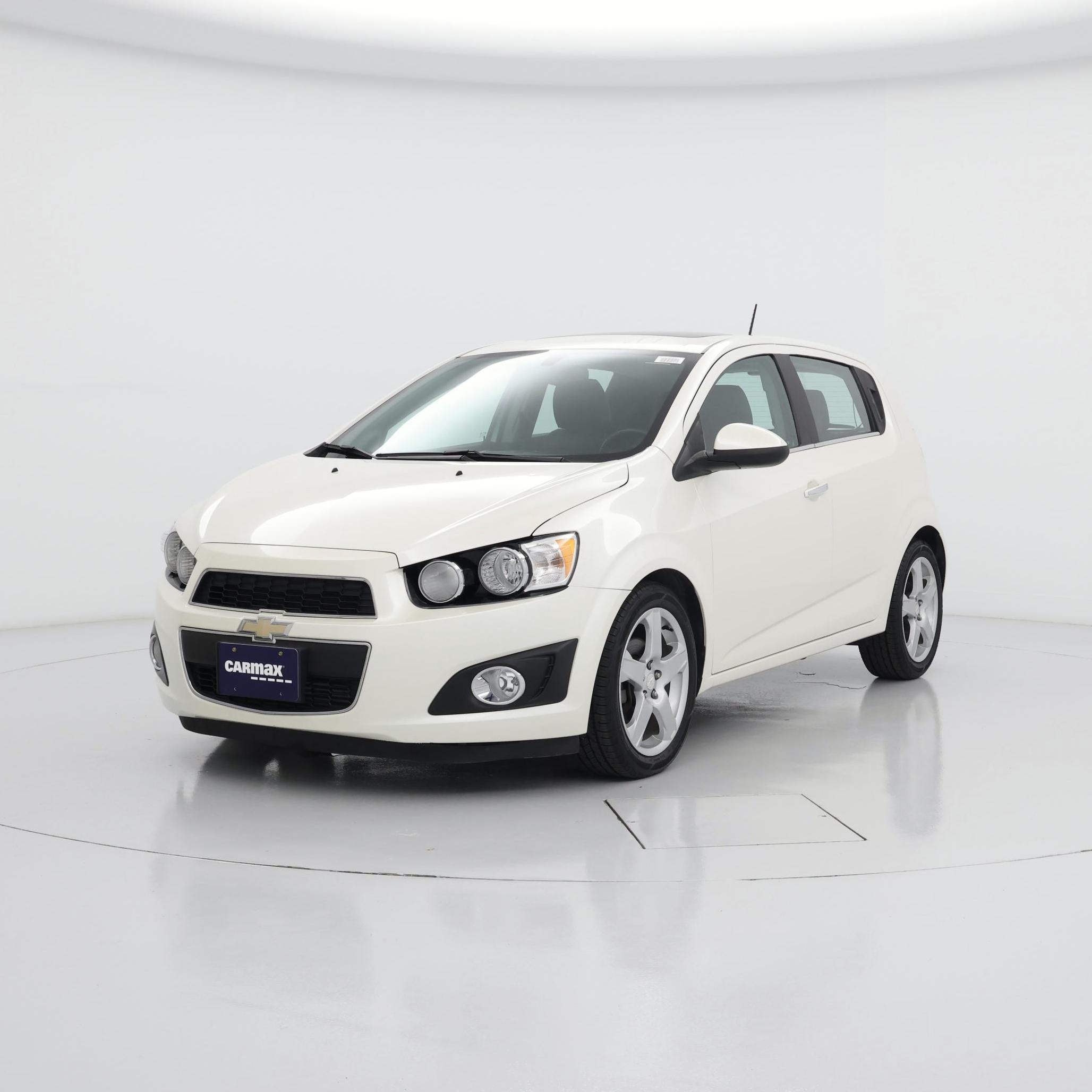 Thumbnail: 2016 Chevrolet Sonic - 4