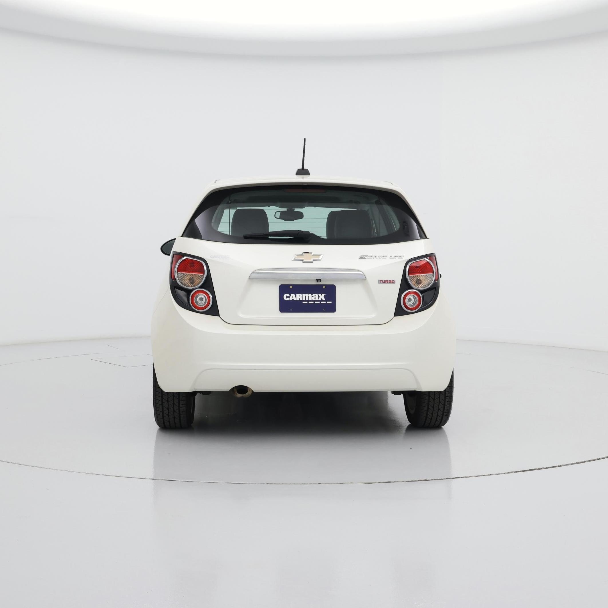 Thumbnail: 2016 Chevrolet Sonic - 6