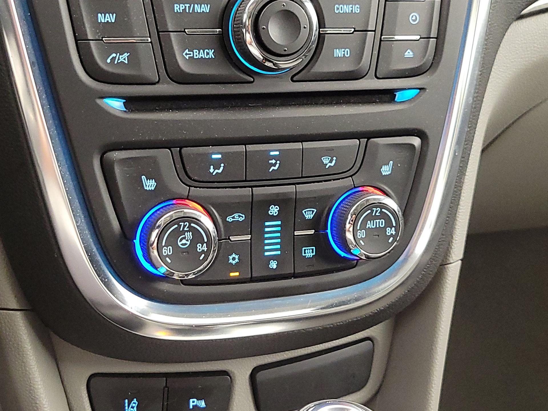 Thumbnail: 2015 Buick Encore - 17