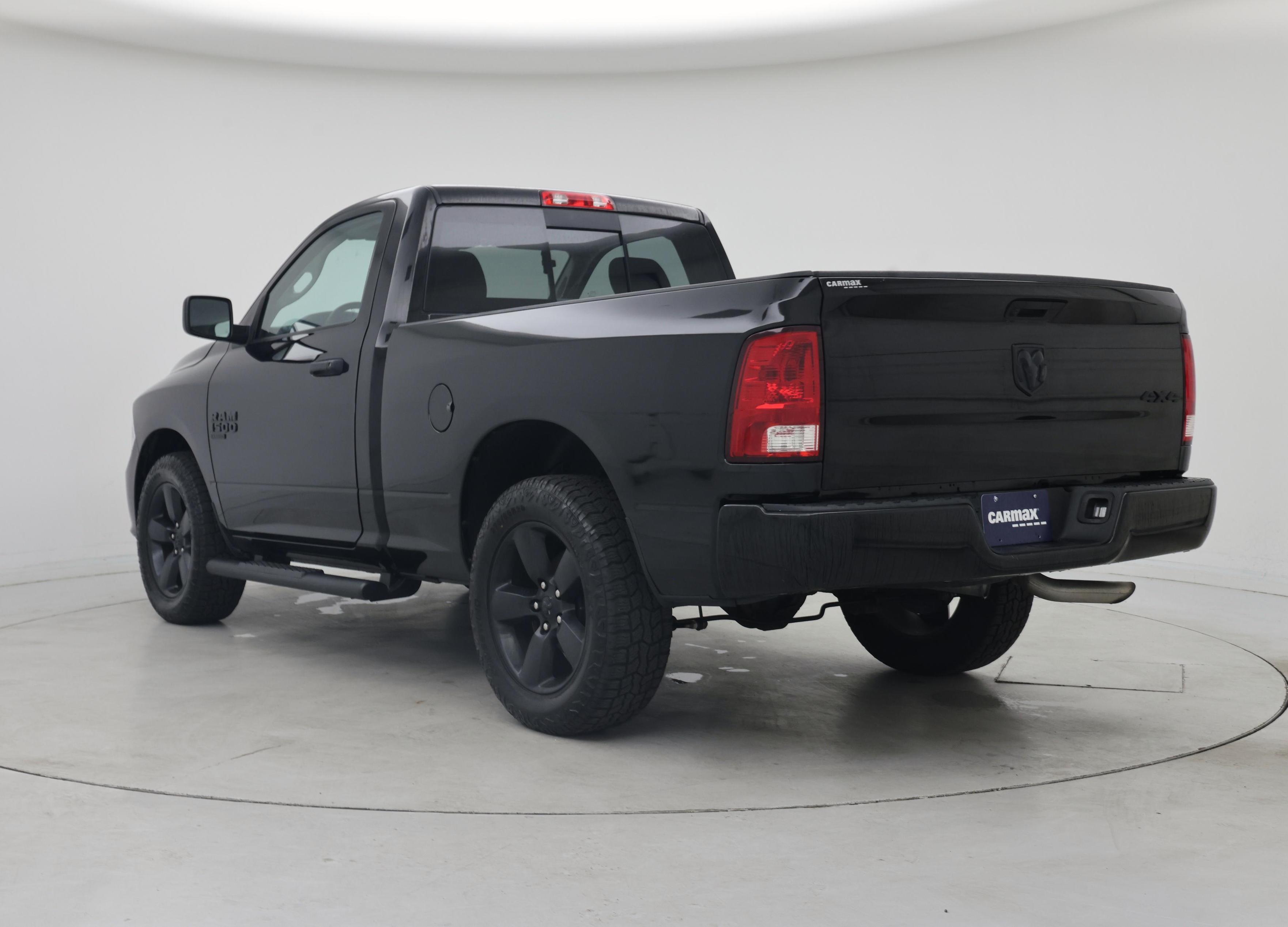 Thumbnail: 2022 RAM 1500 Classic - 2