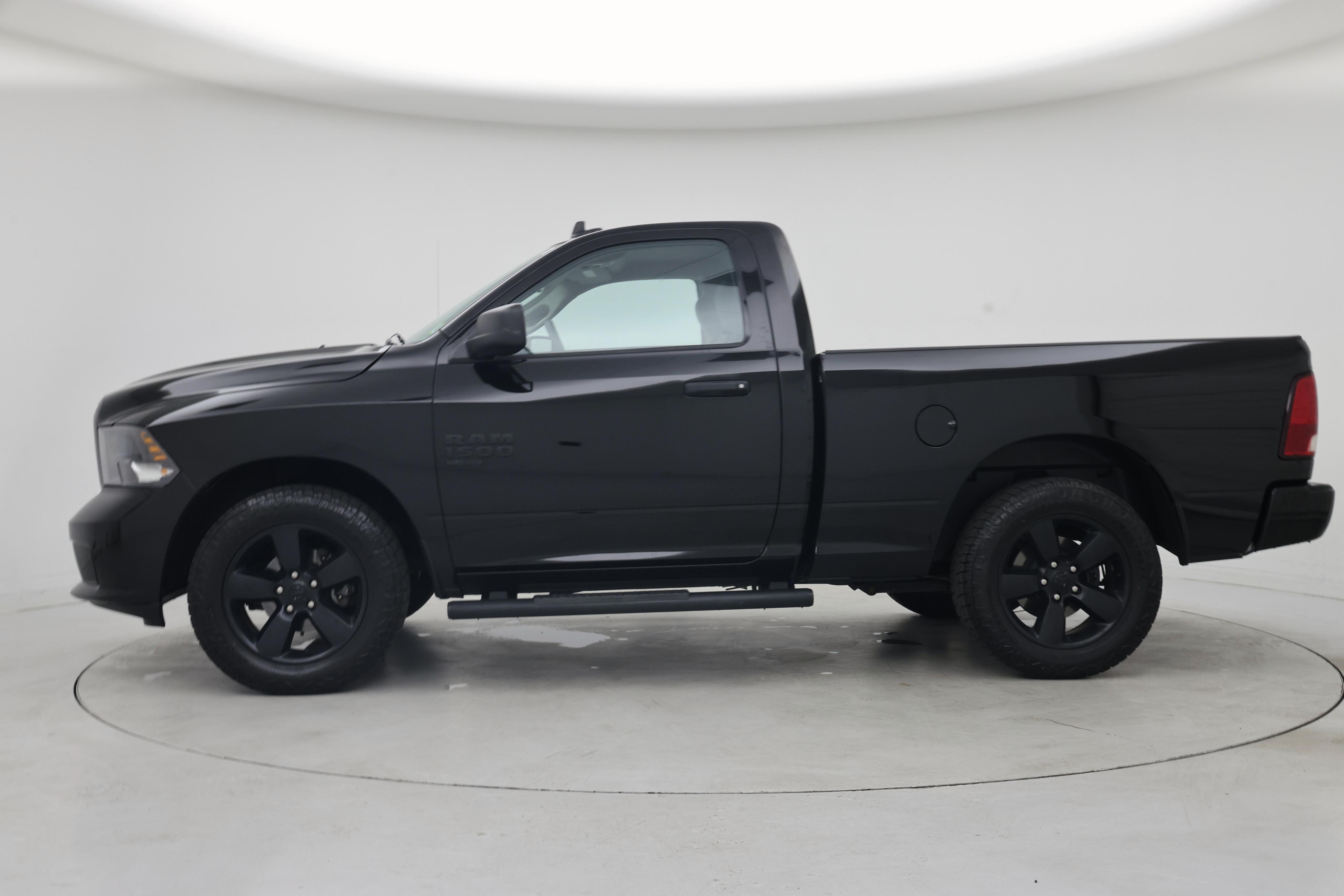 Thumbnail: 2022 RAM 1500 Classic - 3