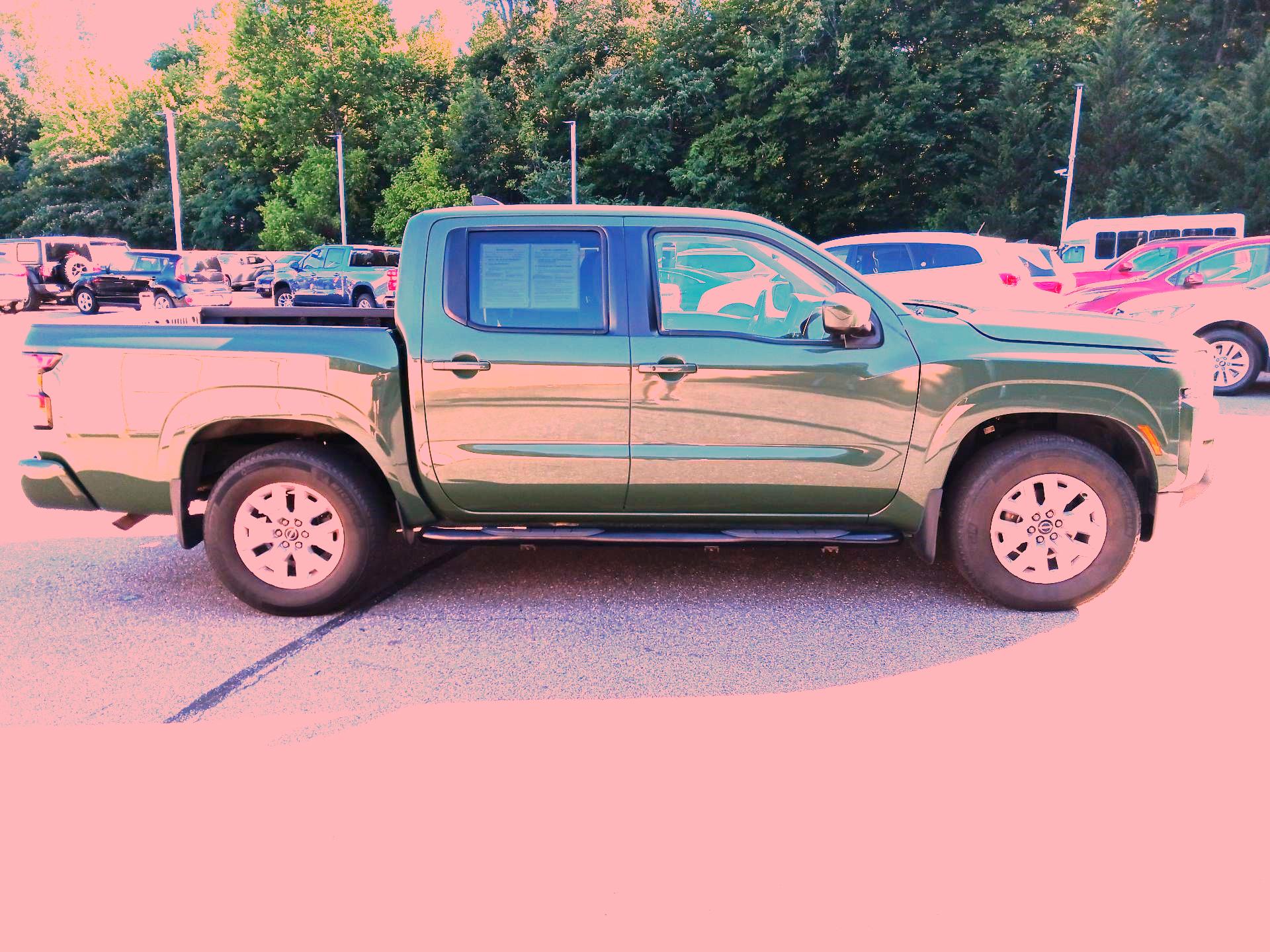 Thumbnail: 2022 Nissan Frontier - 4