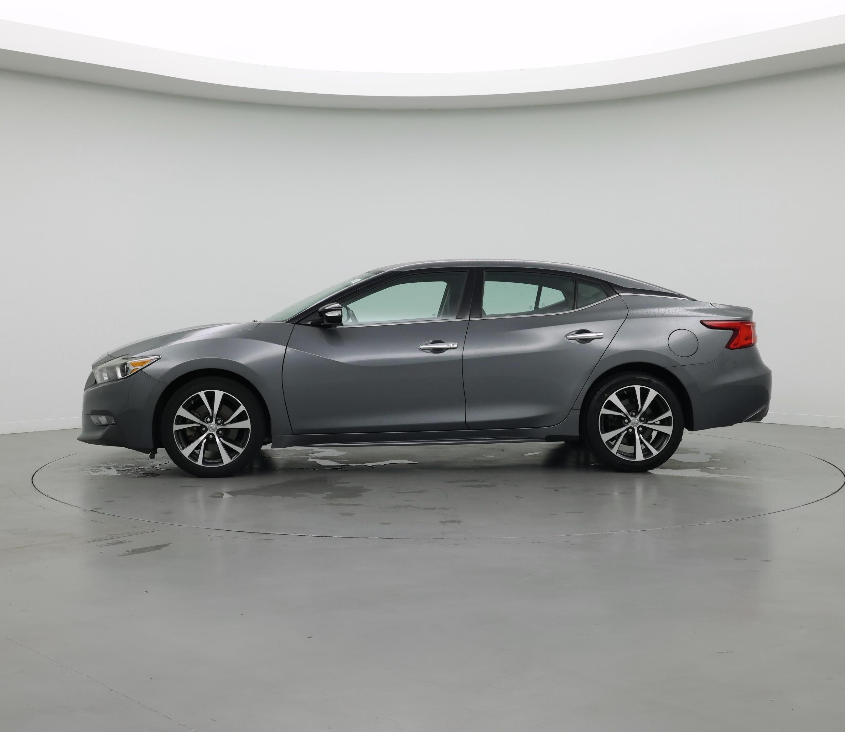 Thumbnail: 2016 Nissan Maxima - 3