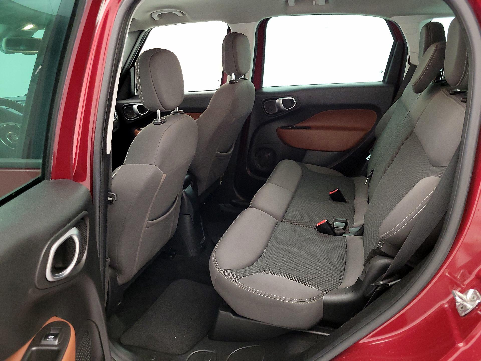 Thumbnail: 2015 Fiat 500L - 17