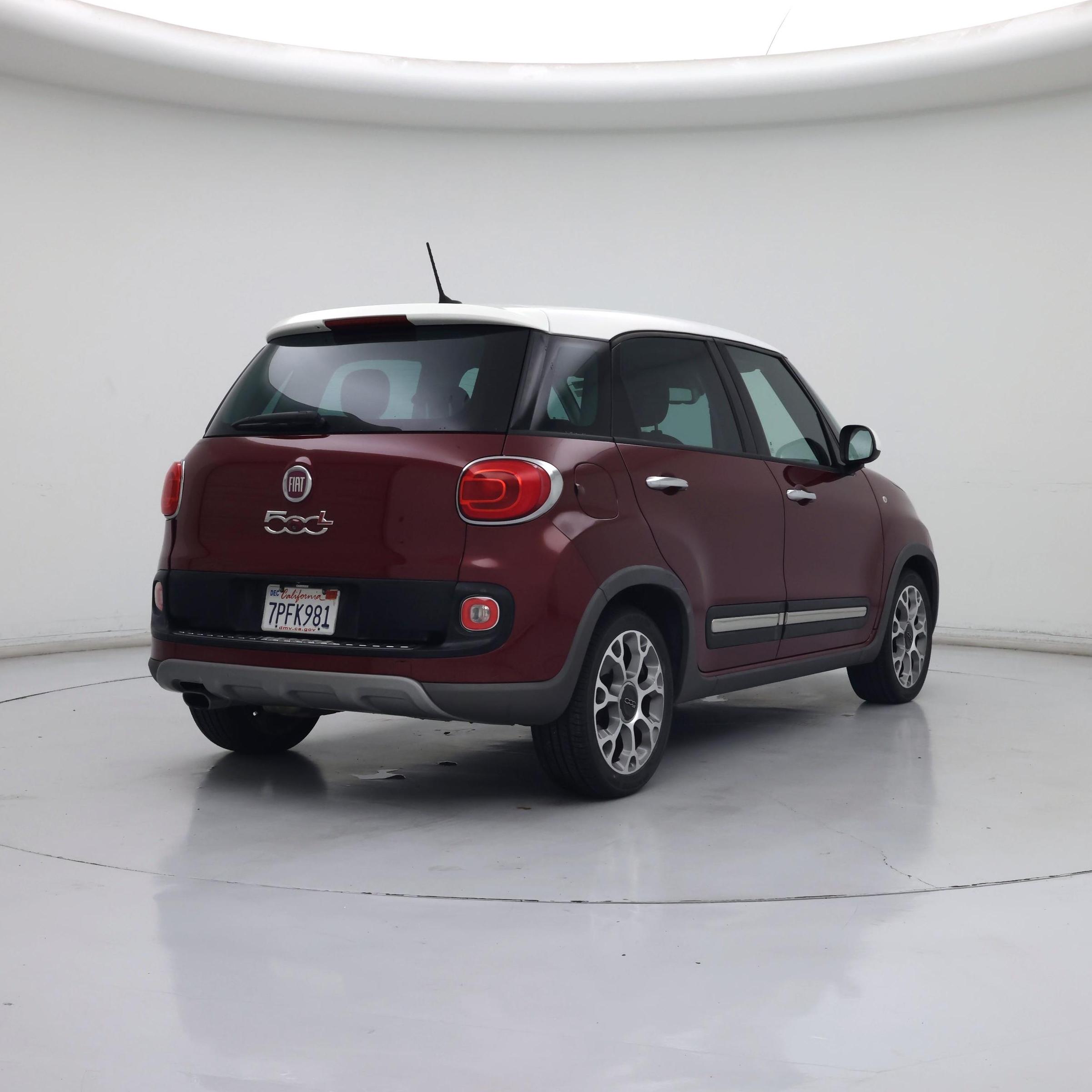 Thumbnail: 2015 Fiat 500L - 8