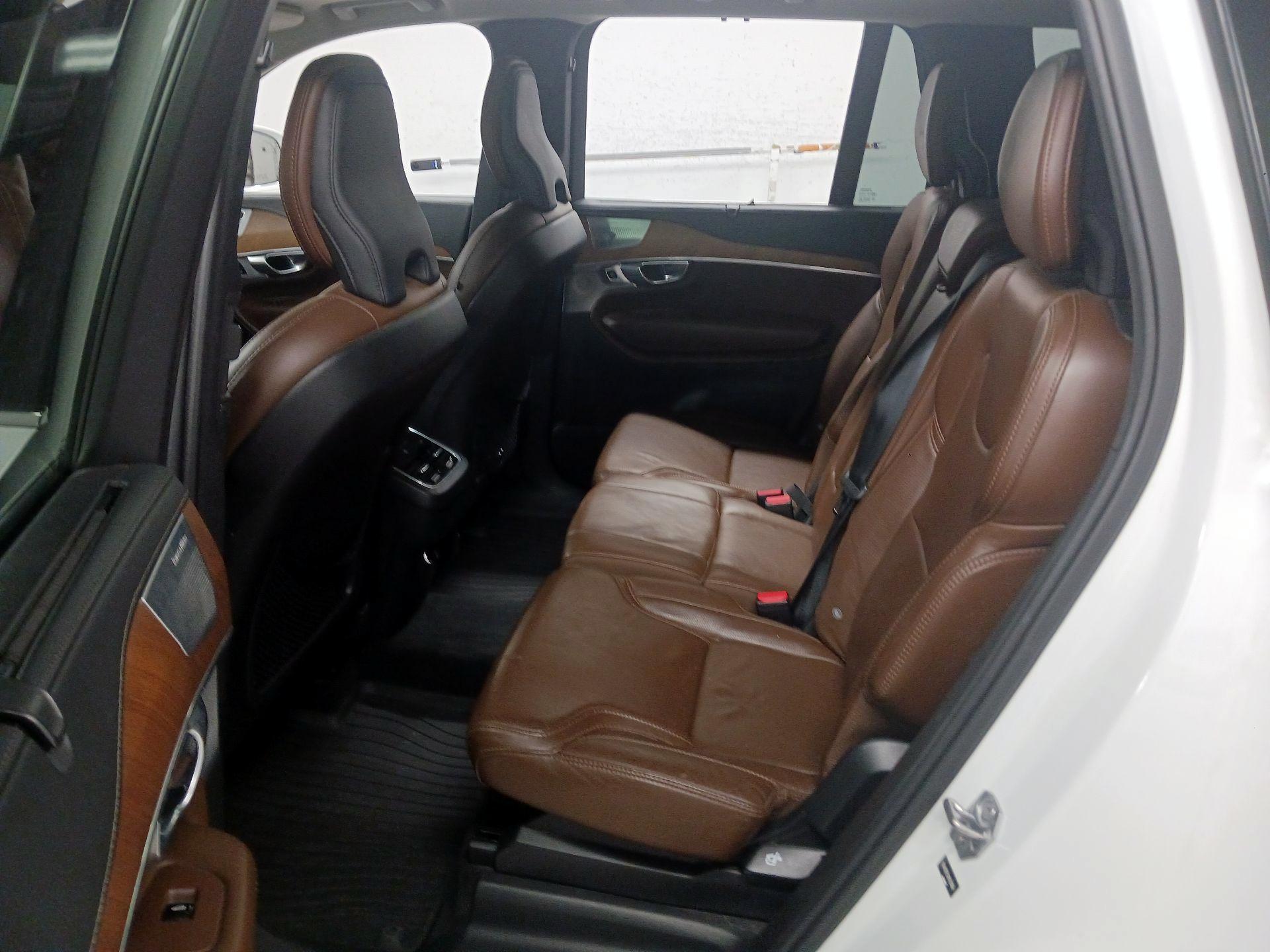 Thumbnail: 2019 Volvo XC90 - 20