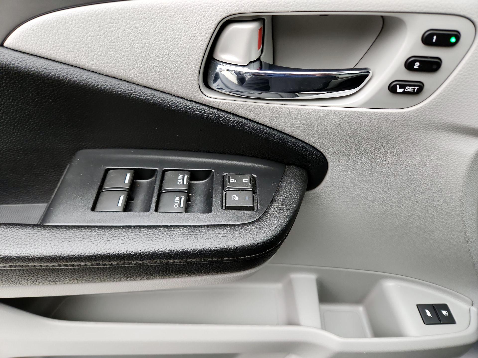 Thumbnail: 2021 Honda Pilot - 12