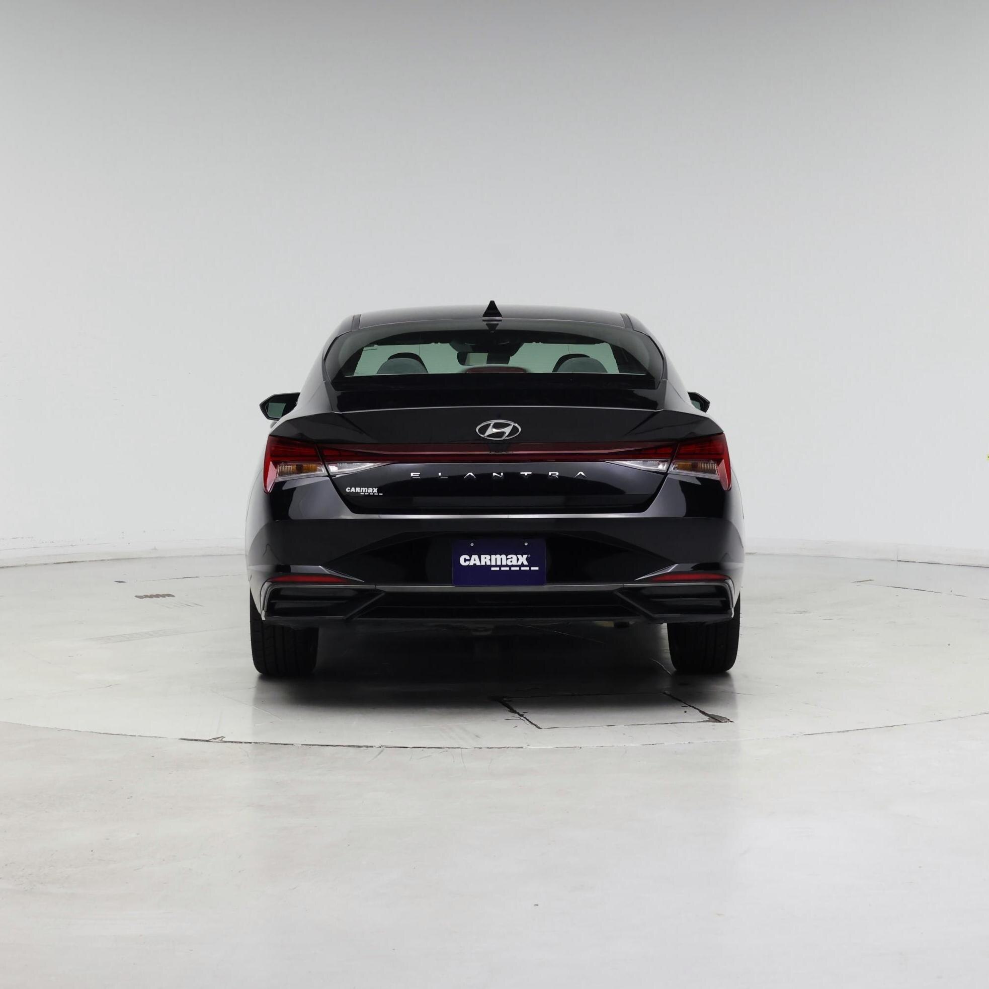 Thumbnail: 2022 Hyundai Elantra - 6