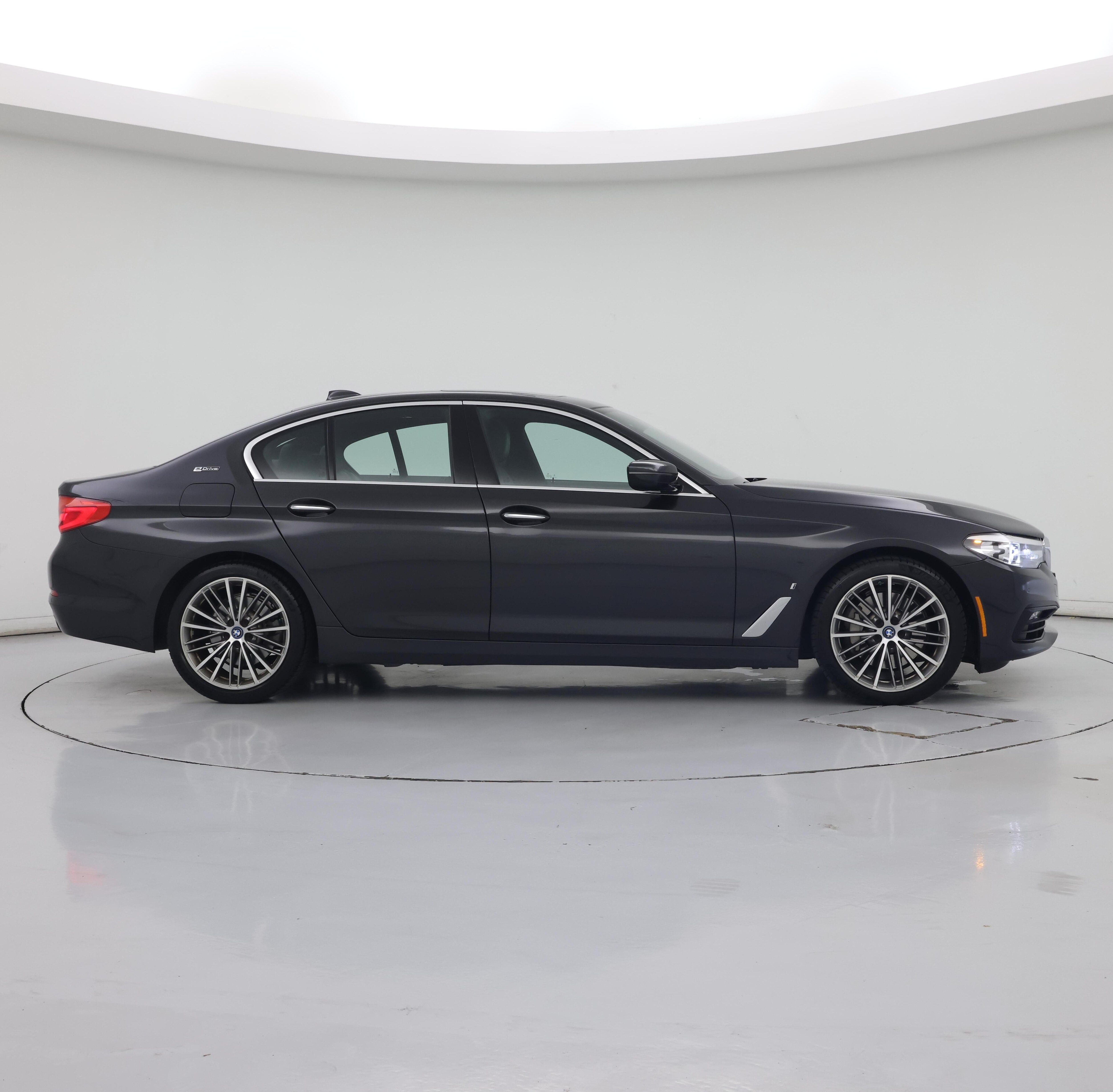 Thumbnail: 2018 BMW 5 Series - 7