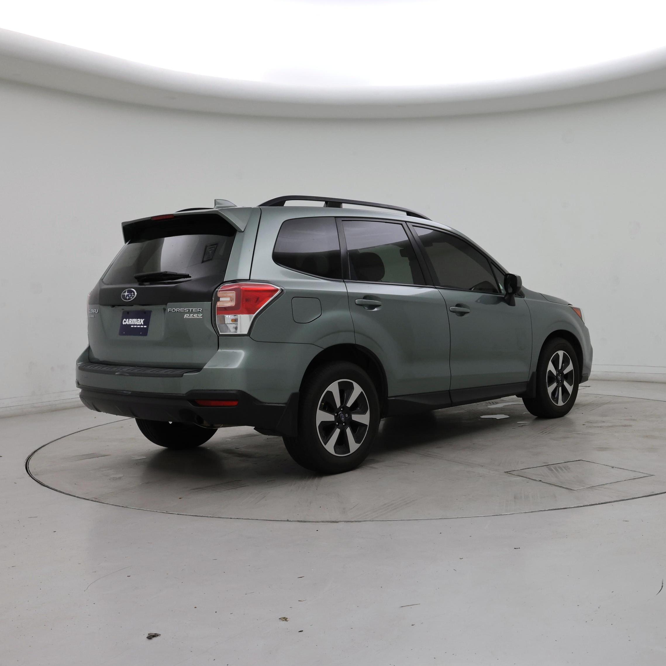 Thumbnail: 2017 Subaru Forester - 8