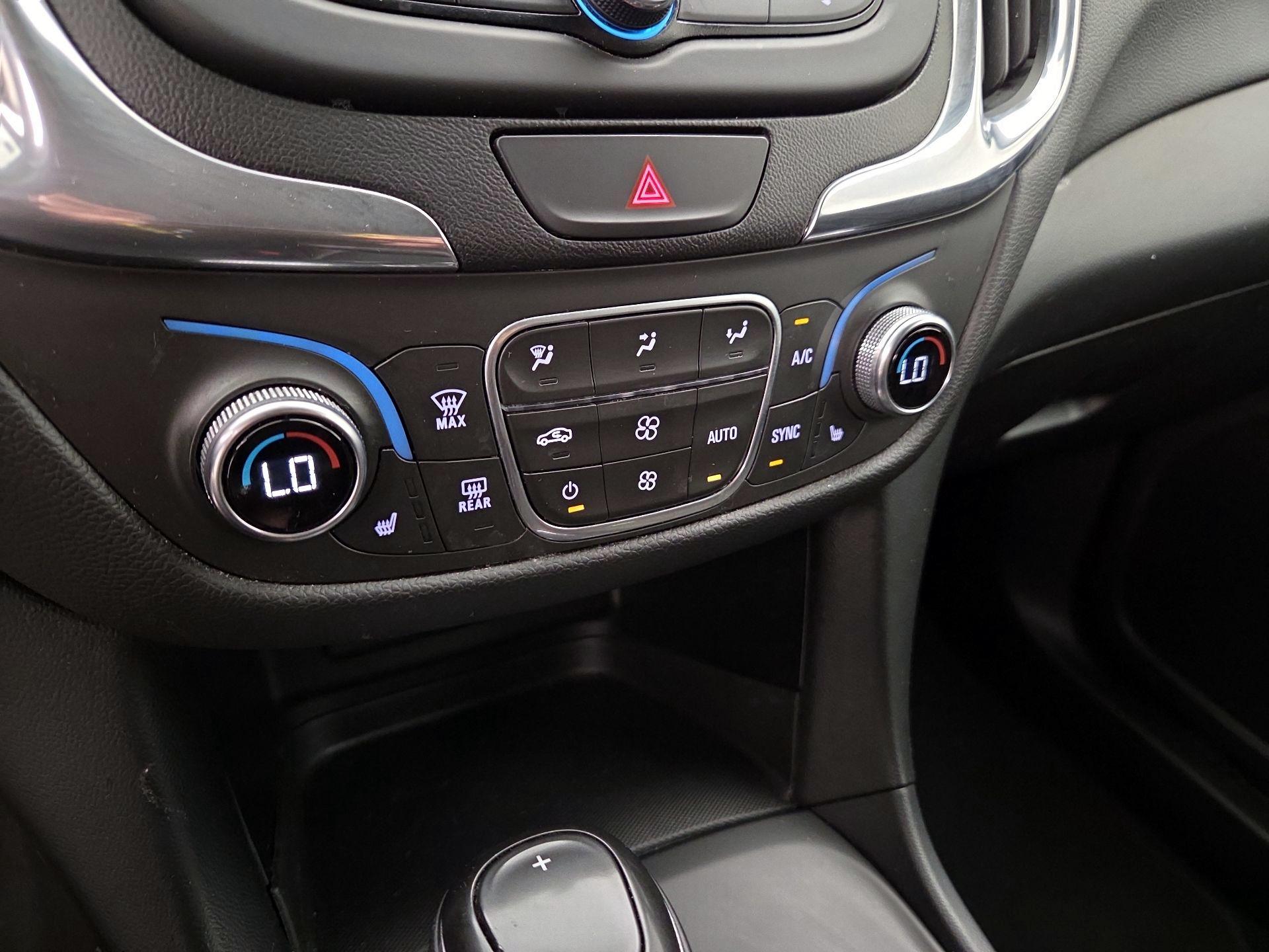 Thumbnail: 2019 Chevrolet Equinox - 16
