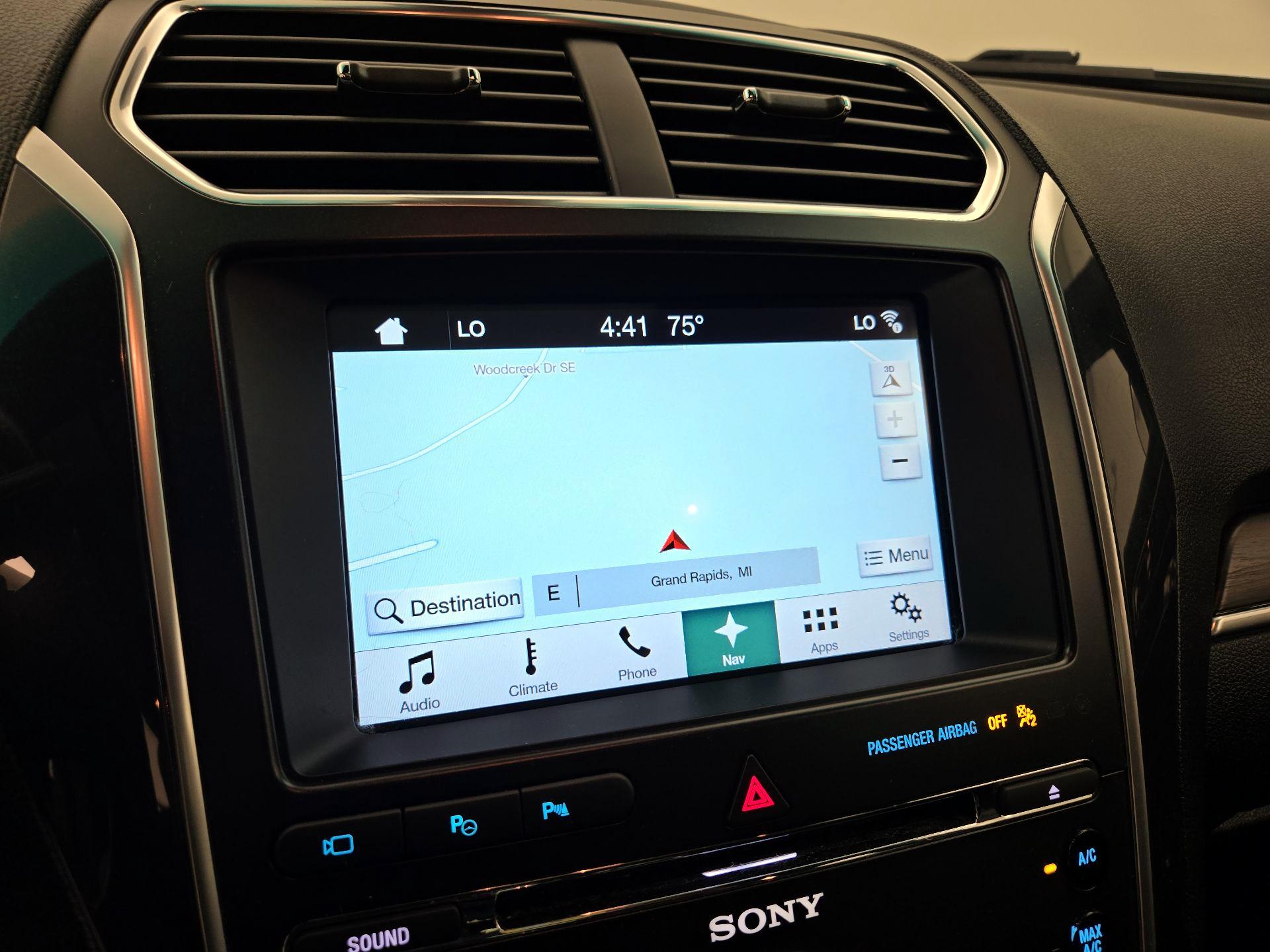 Thumbnail: 2017 Ford Explorer - 14