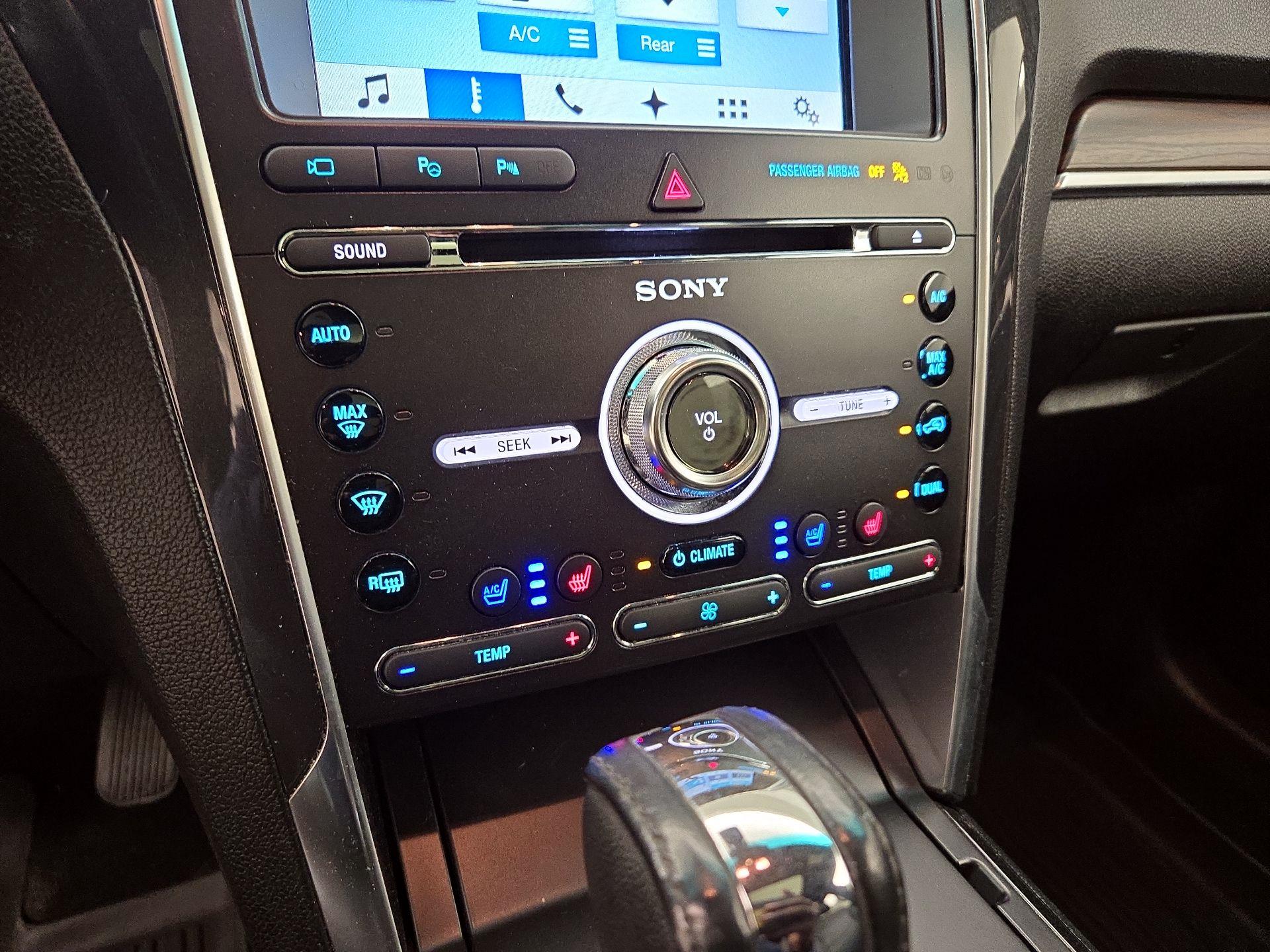 Thumbnail: 2017 Ford Explorer - 17
