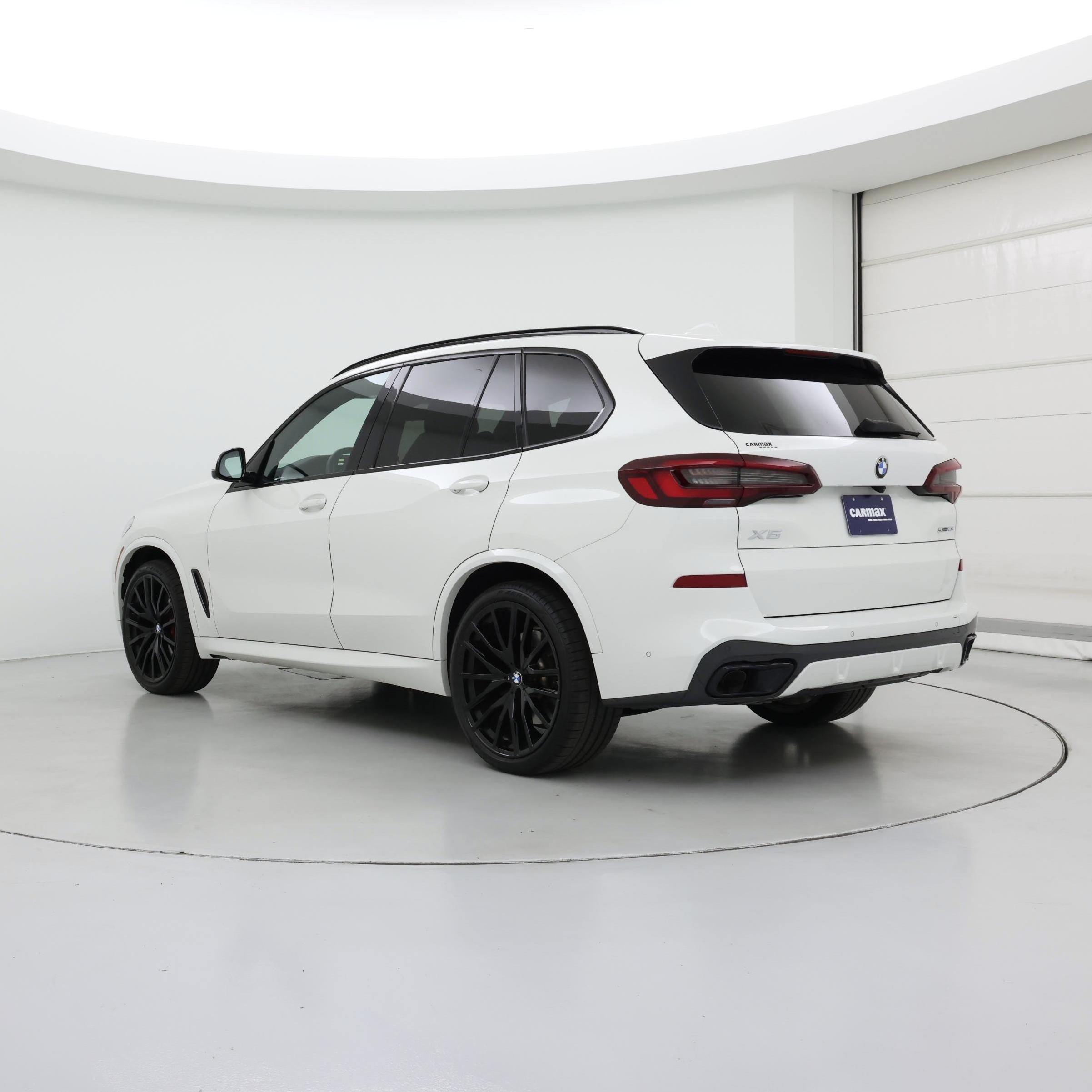 Thumbnail: 2021 BMW X5 - 2