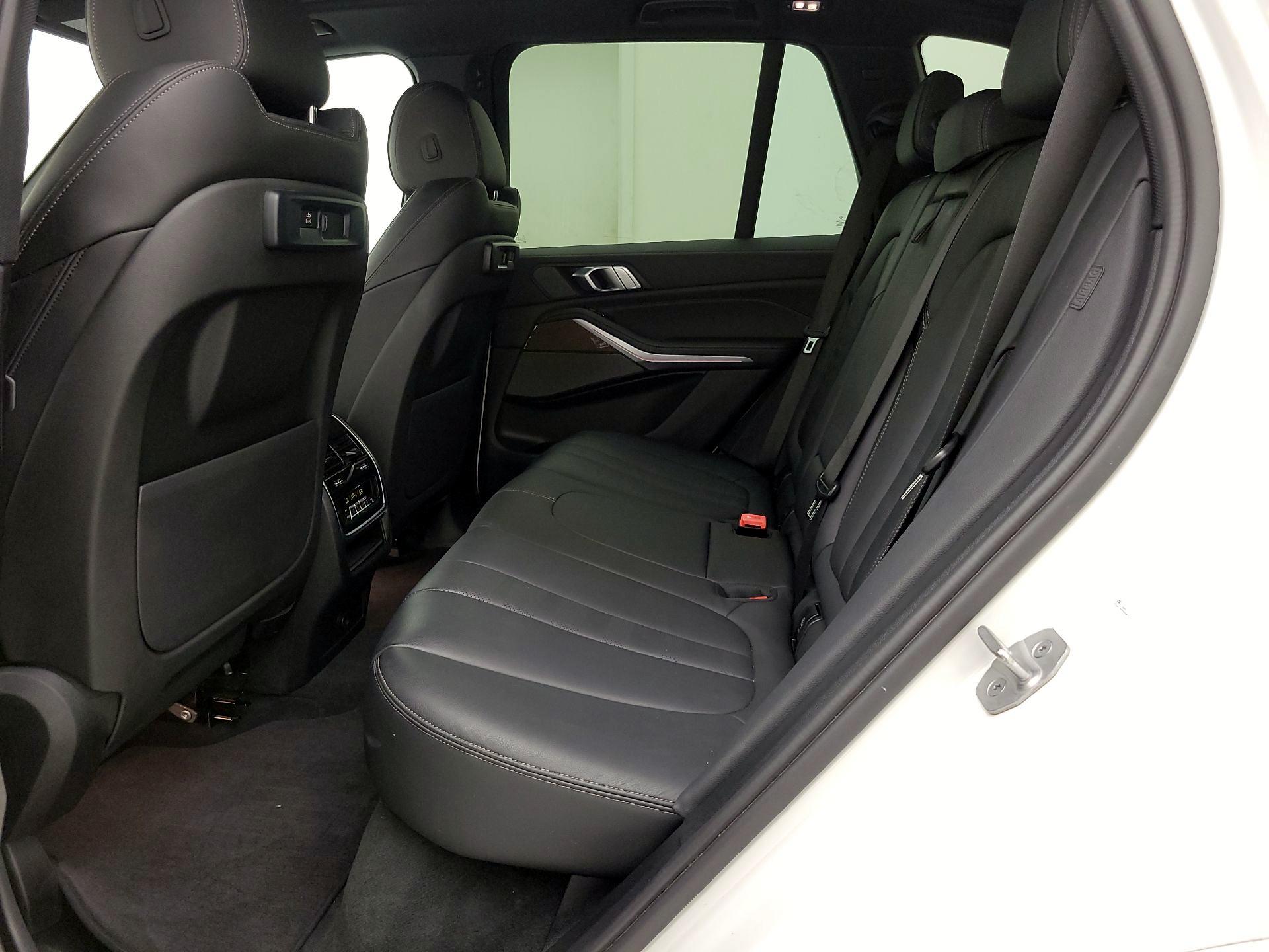 Thumbnail: 2021 BMW X5 - 20
