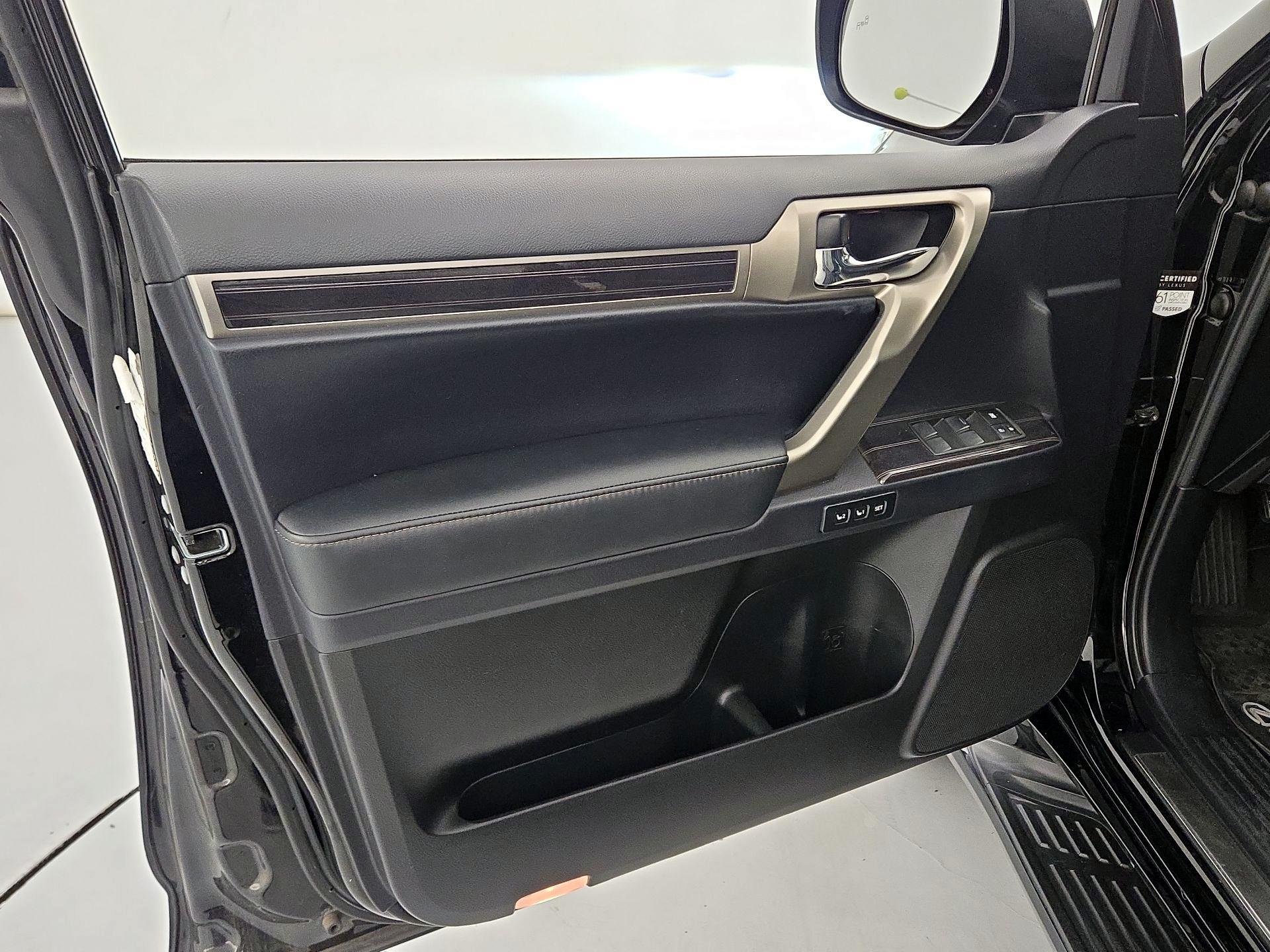 Thumbnail: 2020 Lexus GX - 12