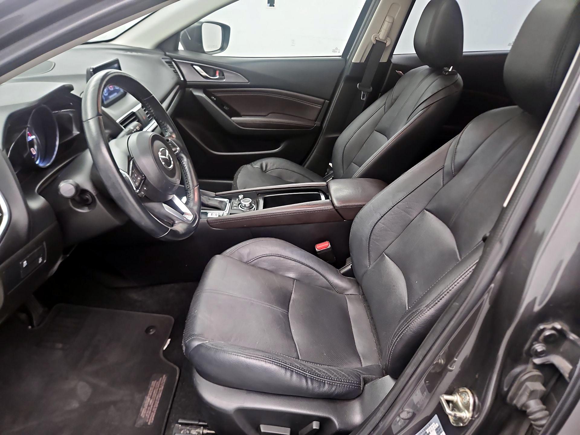 Thumbnail: 2017 Mazda Mazda3 - 9