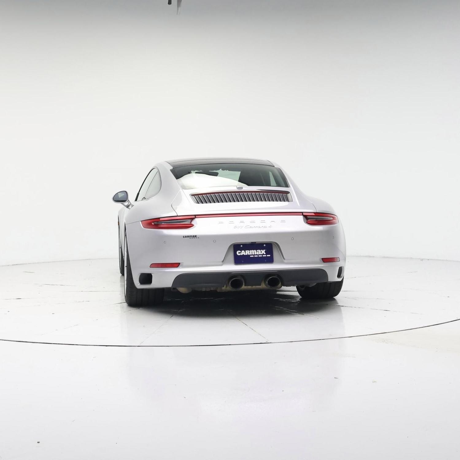 Thumbnail: 2017 Porsche 911 - 6