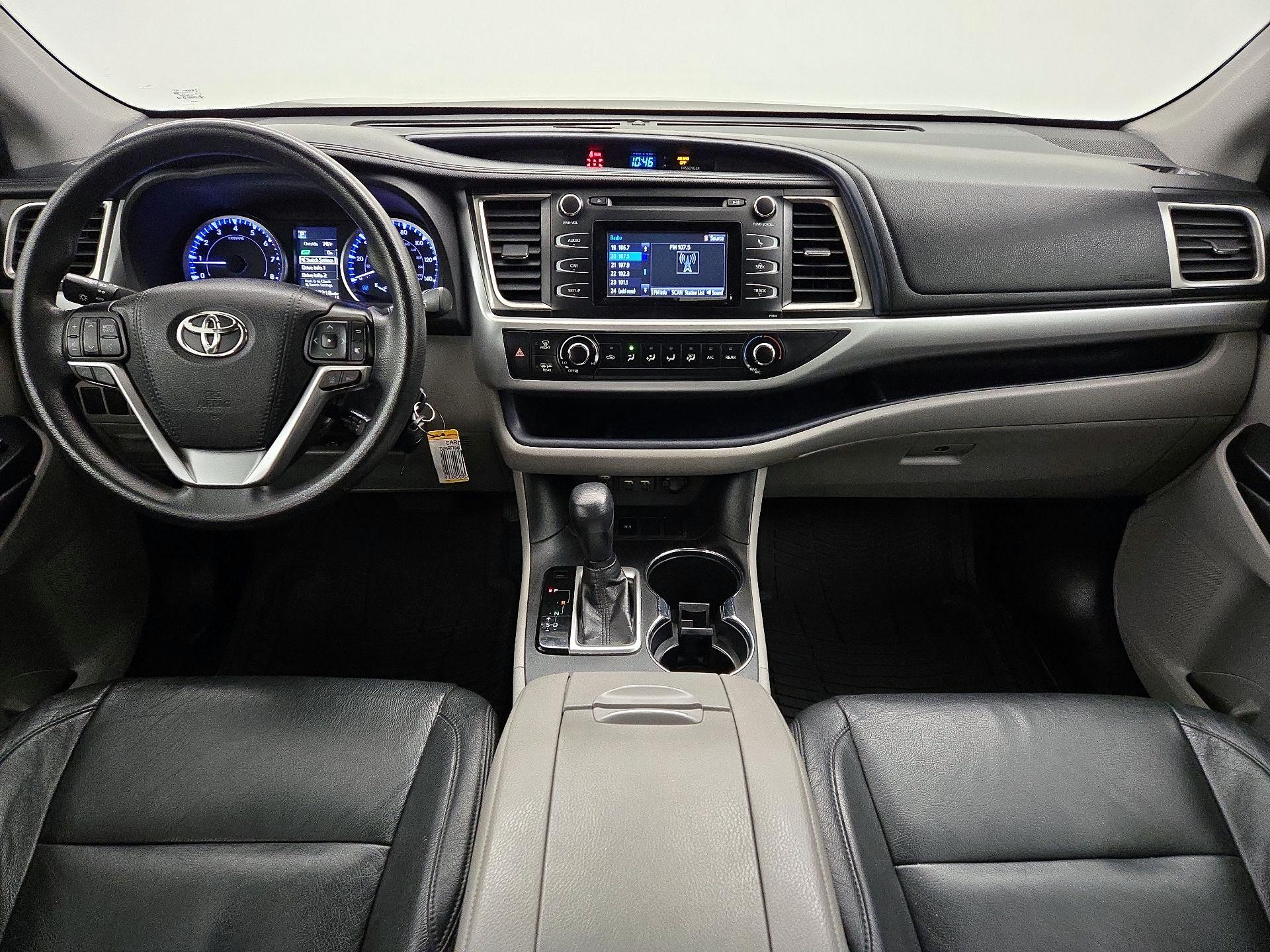 Thumbnail: 2019 Toyota Highlander - 9