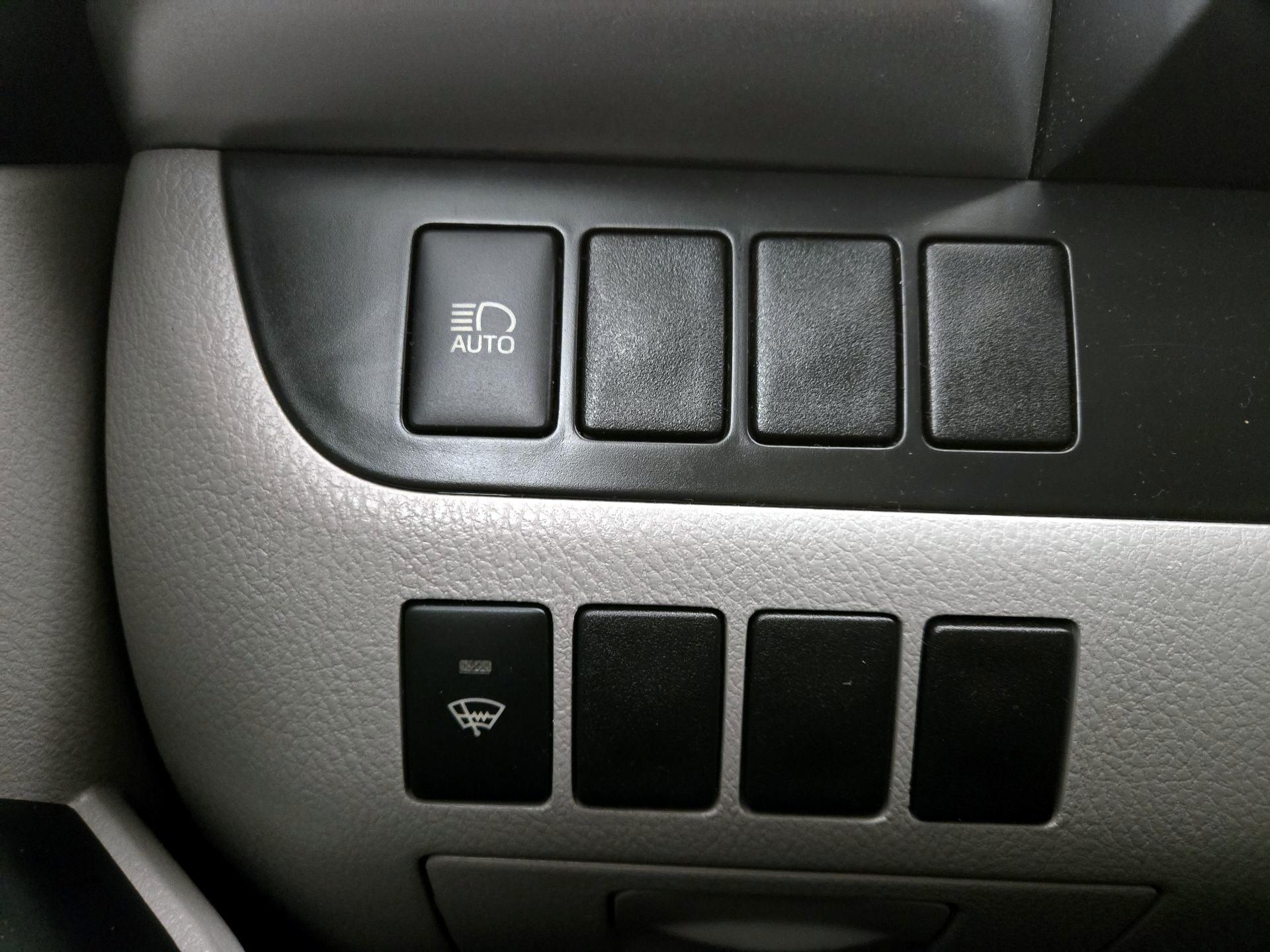 Thumbnail: 2019 Toyota Highlander - 13