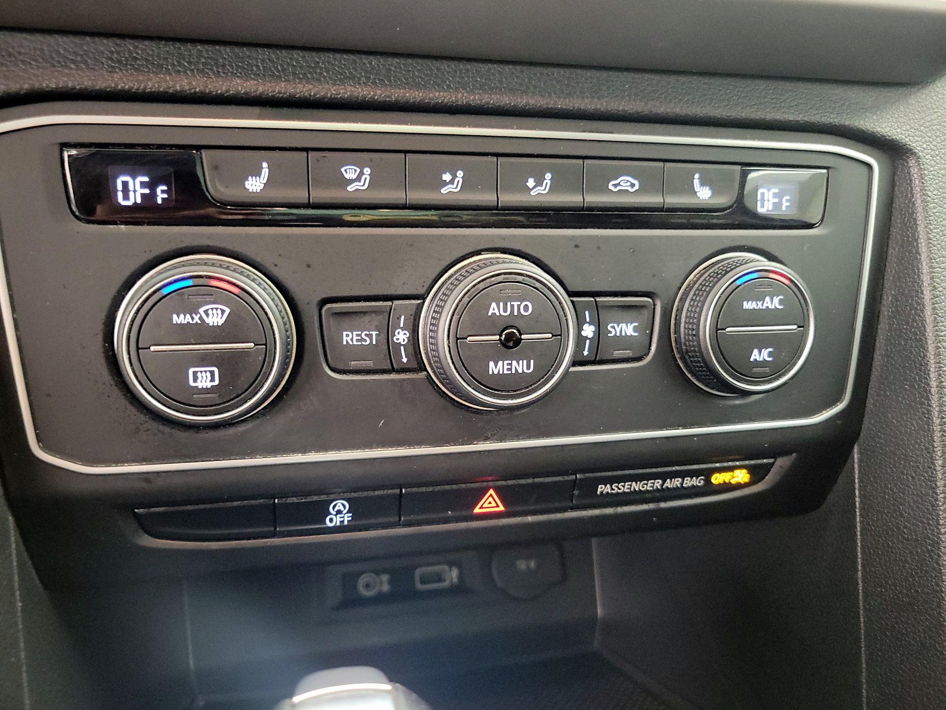 Thumbnail: 2019 Volkswagen Atlas - 16