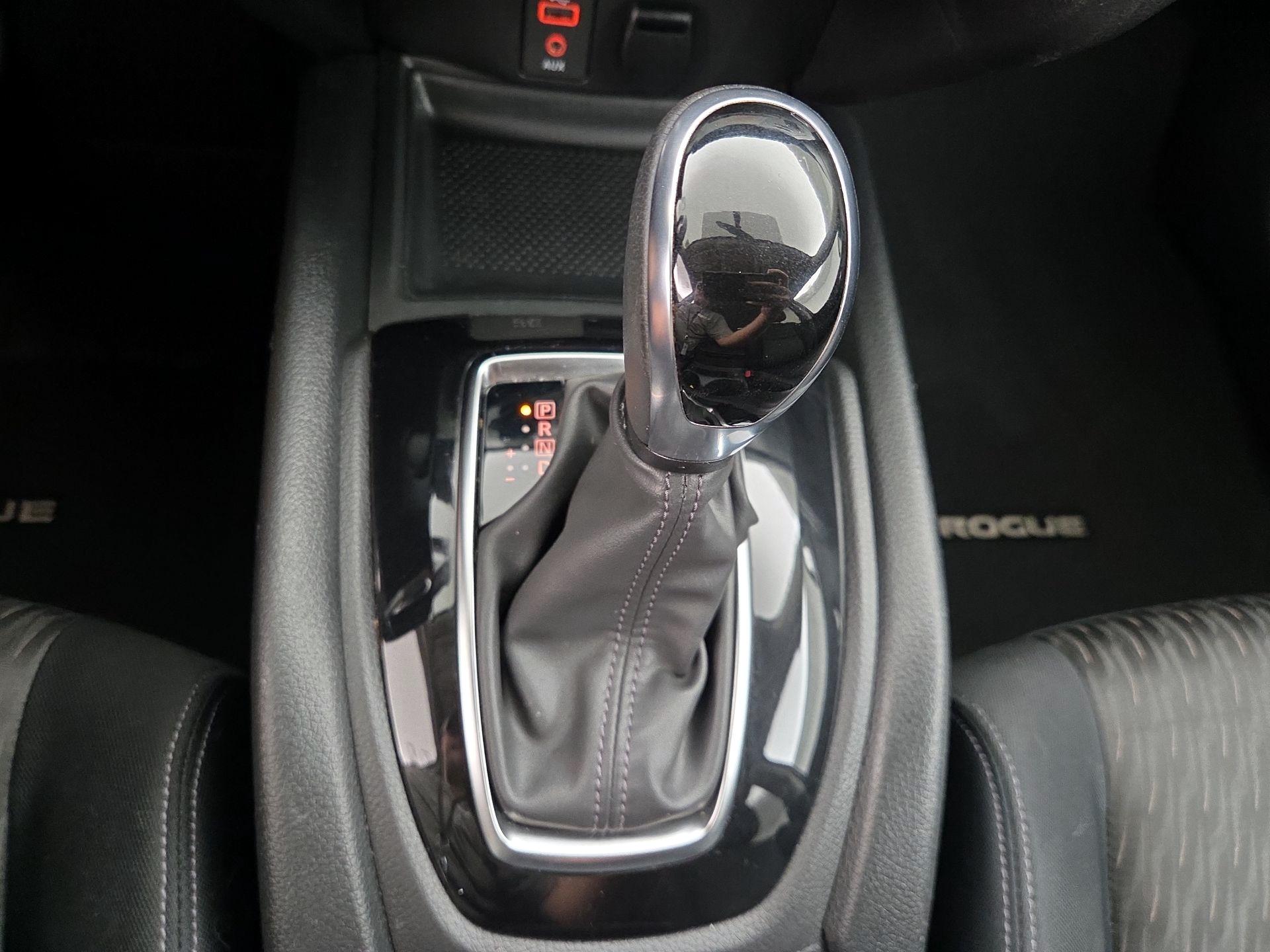 Thumbnail: 2017 Nissan Rogue - 17