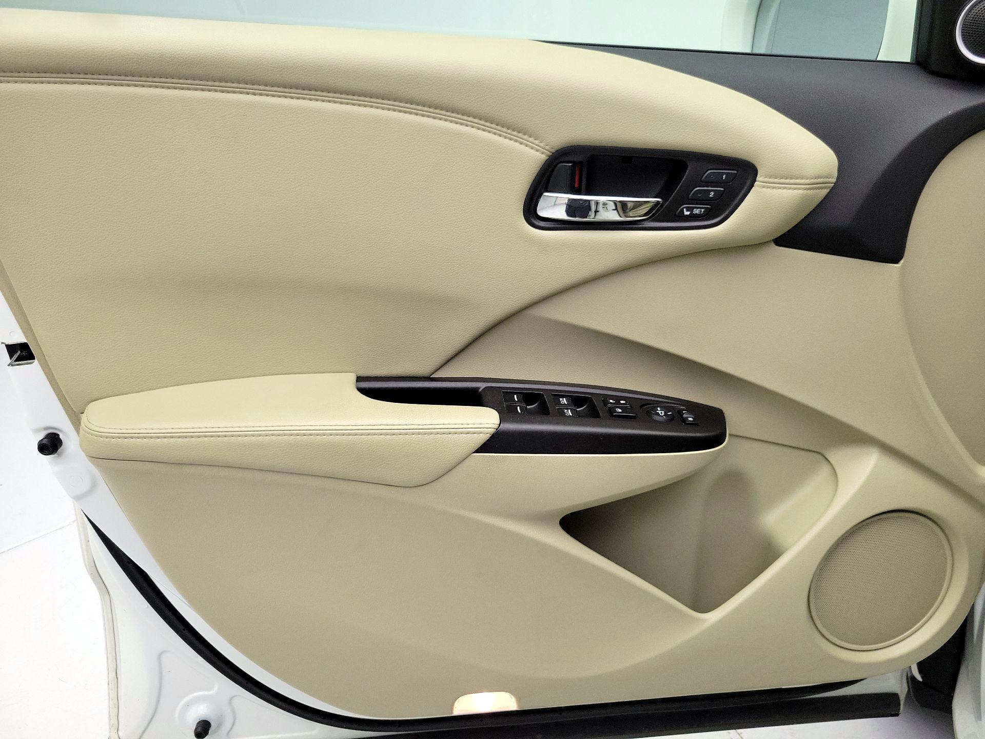 Thumbnail: 2015 Acura RDX - 12